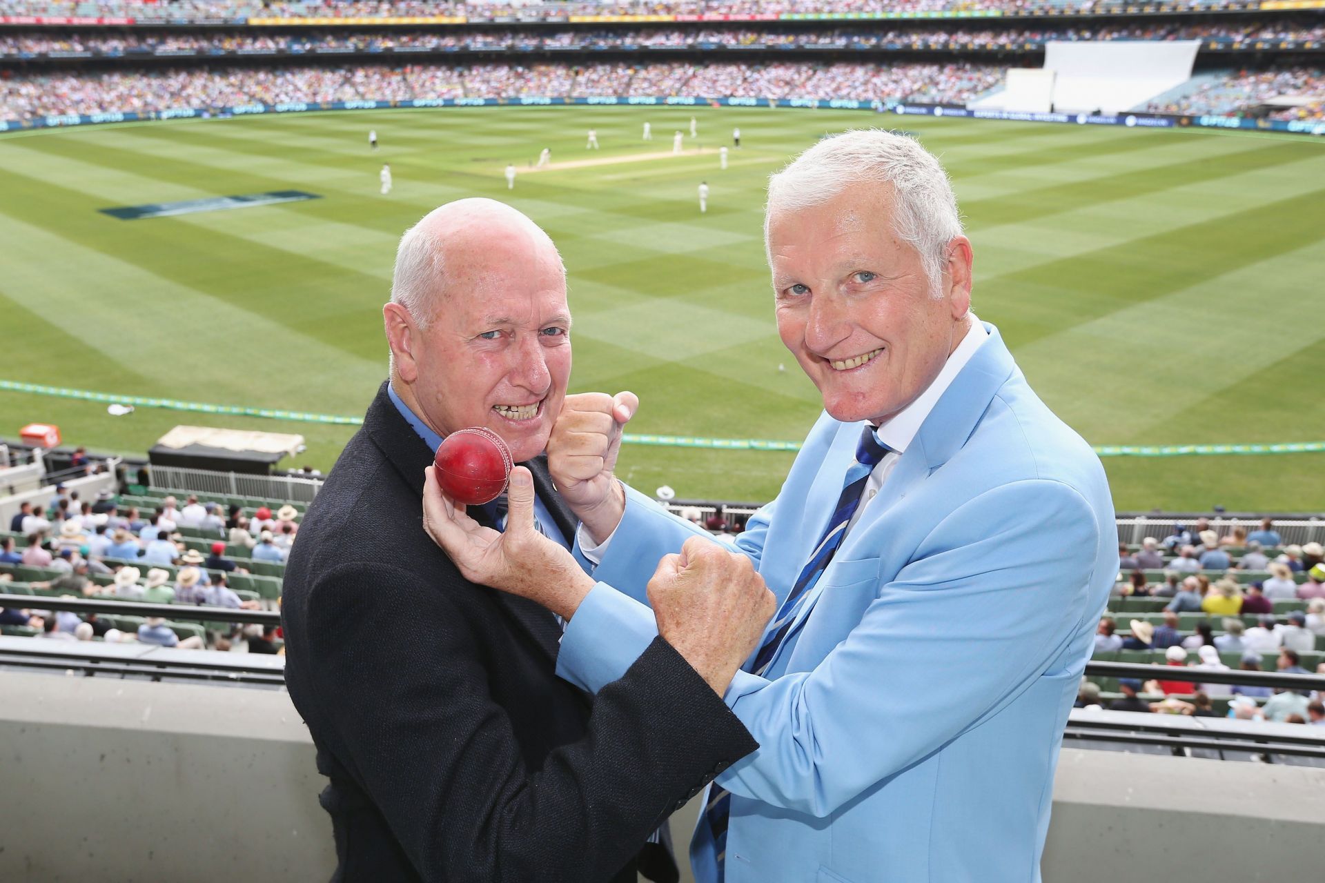 Former cricketers Rick McCosker (L) of Australia and Bob Willis of England