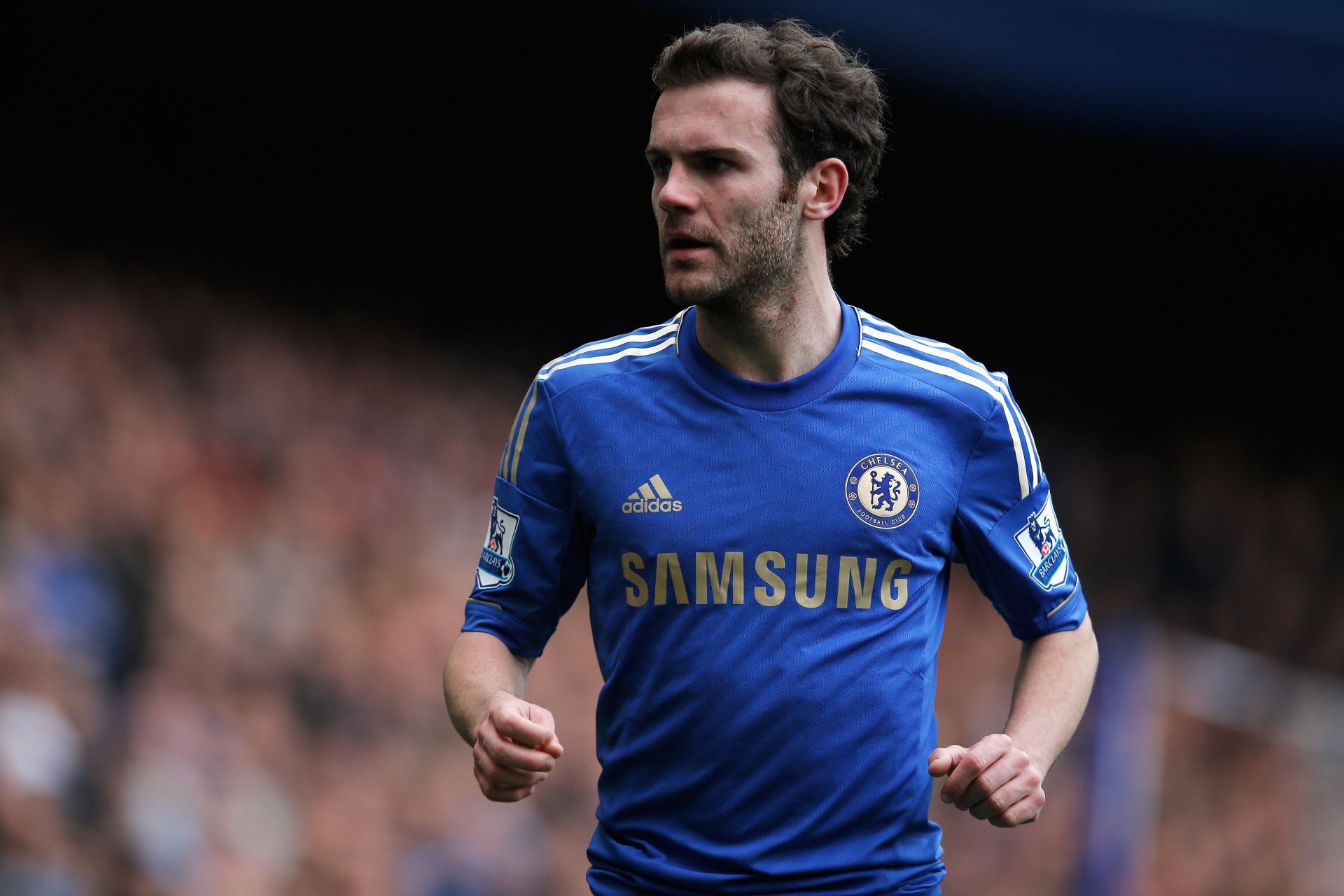 Juan Mata in action for Chelsea versus Sunderland in the Premier League.