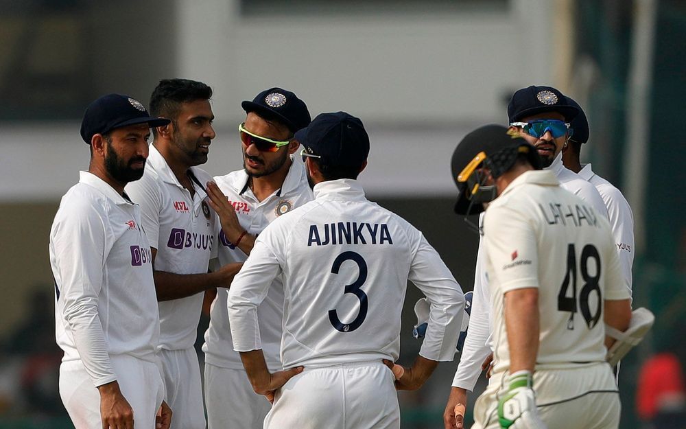 Aakash Chopra feels the Mumbai pitch will assist the Indian spinners