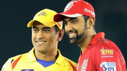 MS Dhoni (left) and Ravichandran Ashwin (right)