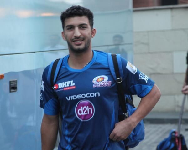 Rishi Dhawan played for the Mumbai Indians in 2014.