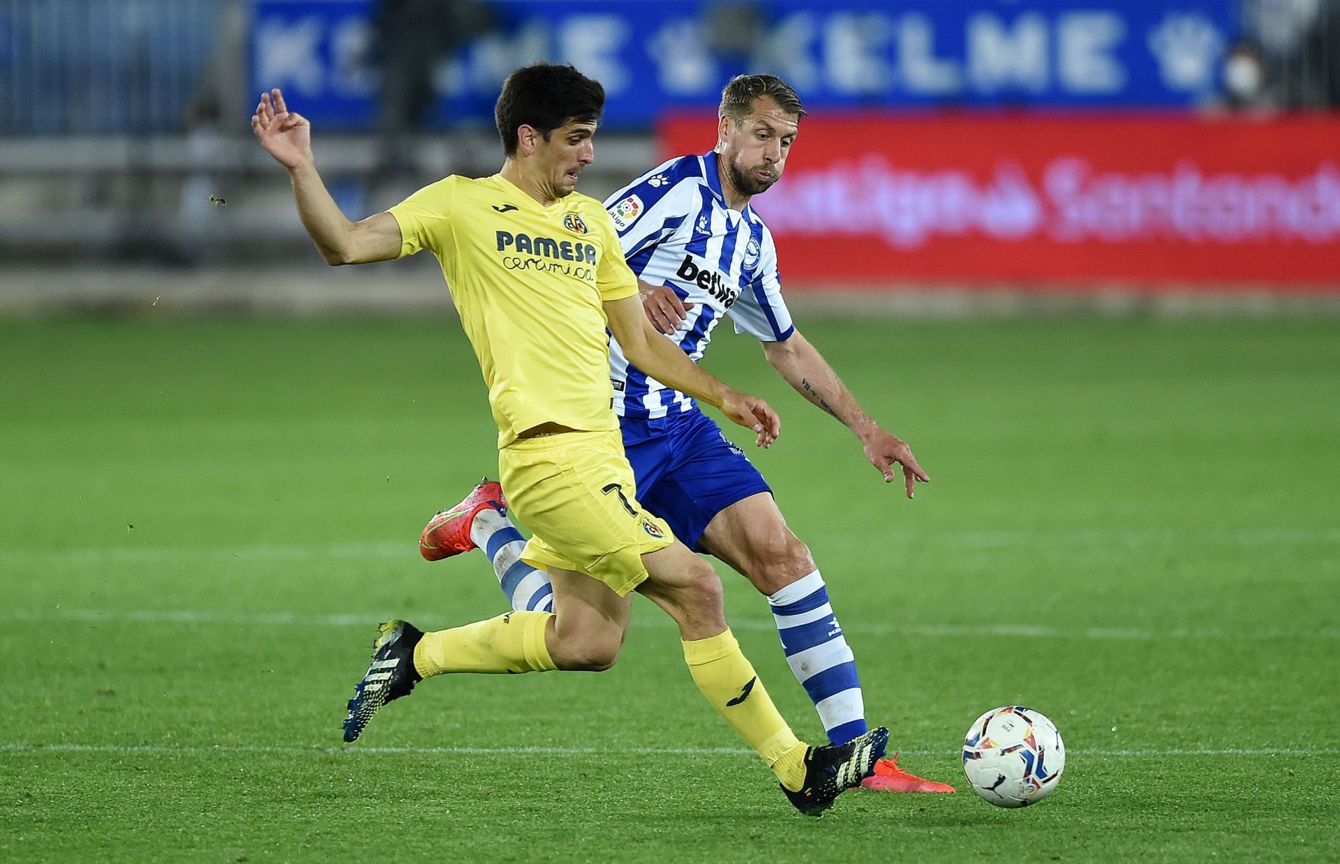 Deportivo Alaves take on Villarreal on Tuesday