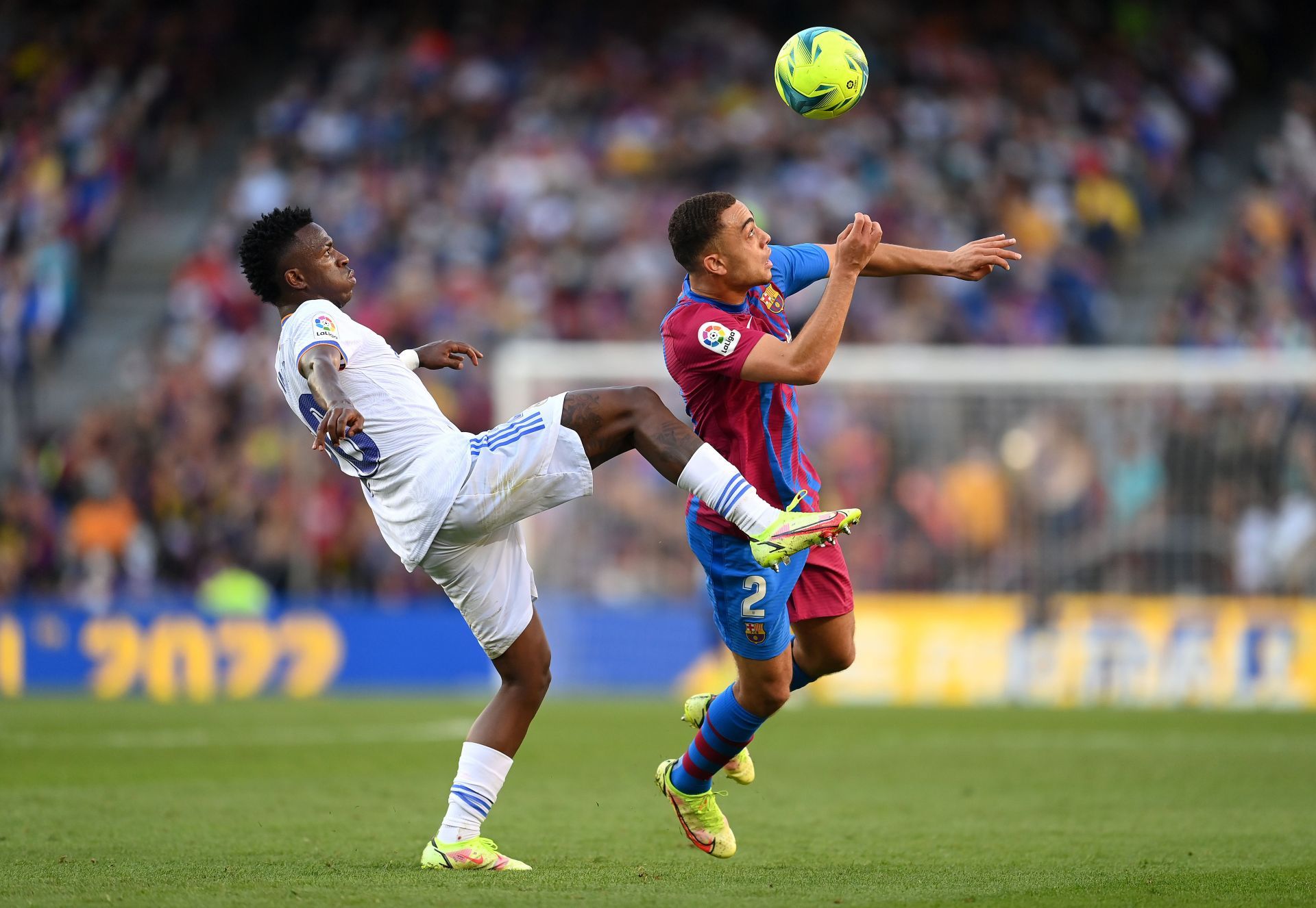 Sergino Dest in action for FC Barcelona v Real Madrid CF 