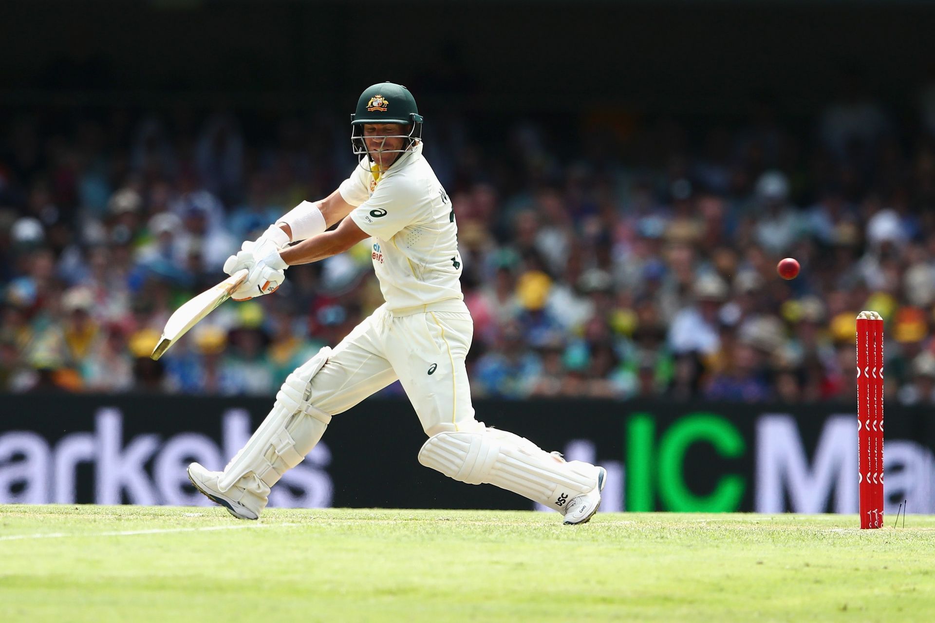 Australia v England - 1st Test: Day 2