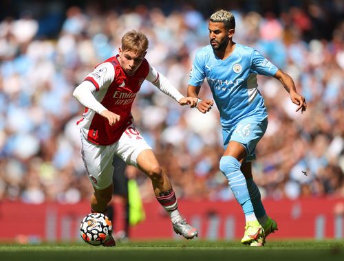 Emile Smith Rowe of Arsenal and Riyad Mahrez of Manchester City