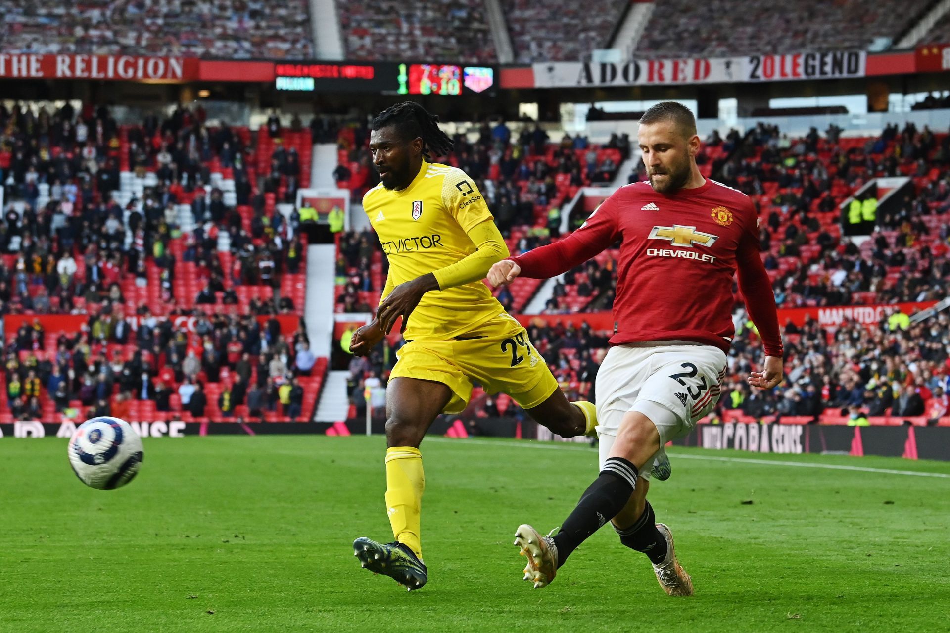 Manchester United v Fulham - Premier League