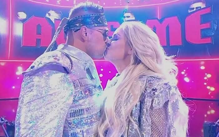 The power couple returned to WWE on RAW