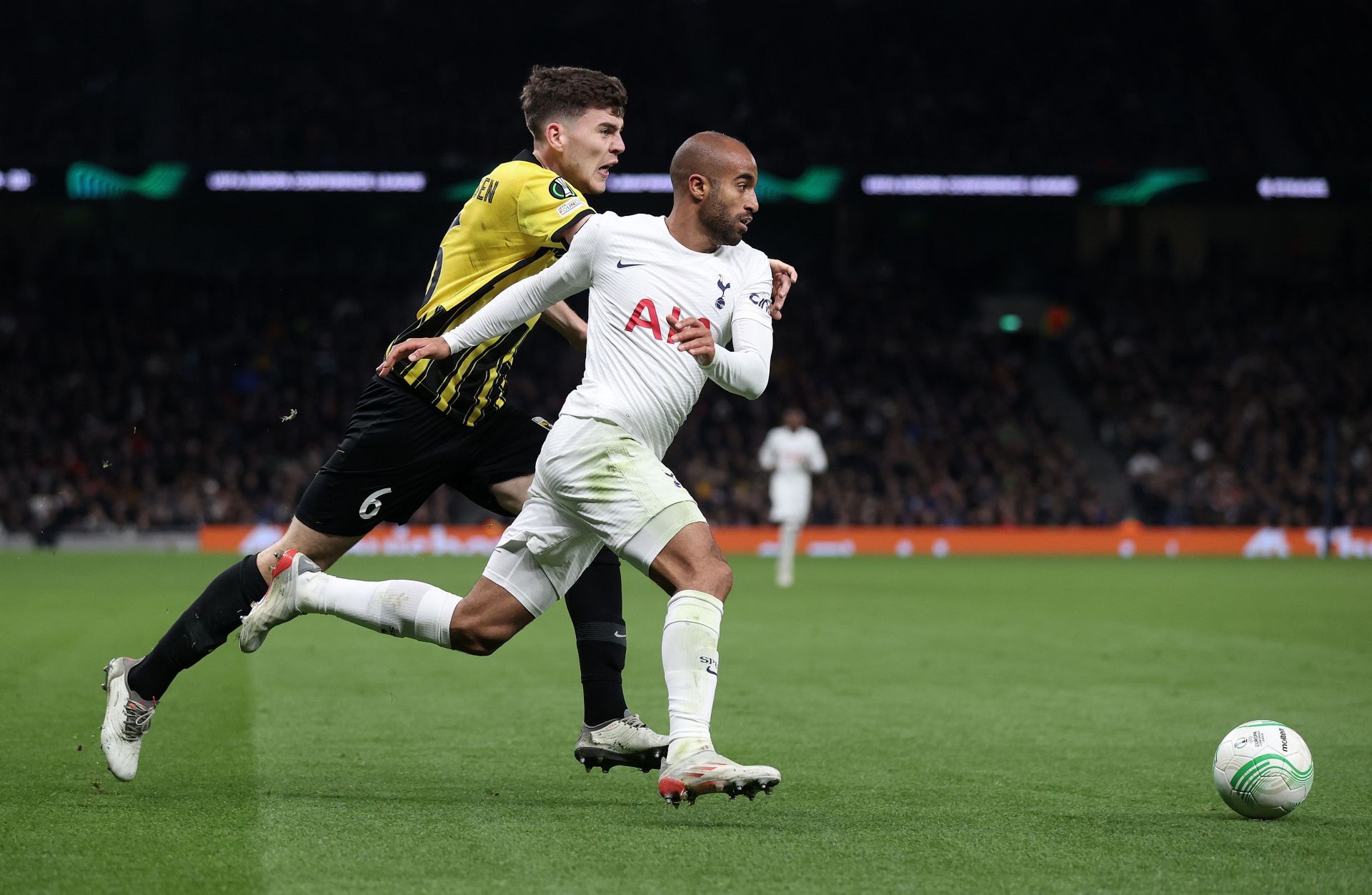 Tottenham Hotspur v Vitesse: Group A - UEFA Europa Conference League