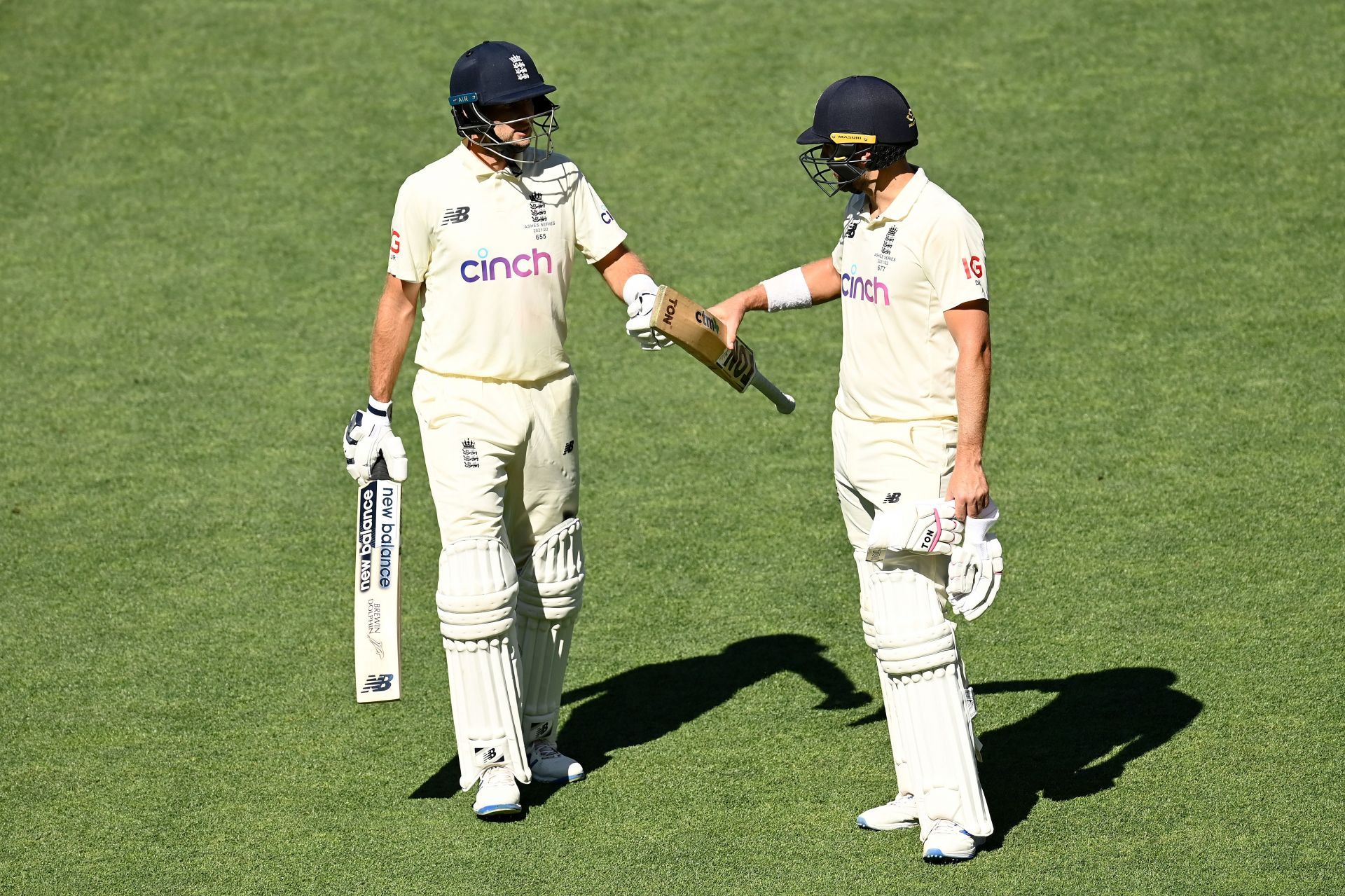 Joe Root and Dawid Malan. (Image Credits: Getty)