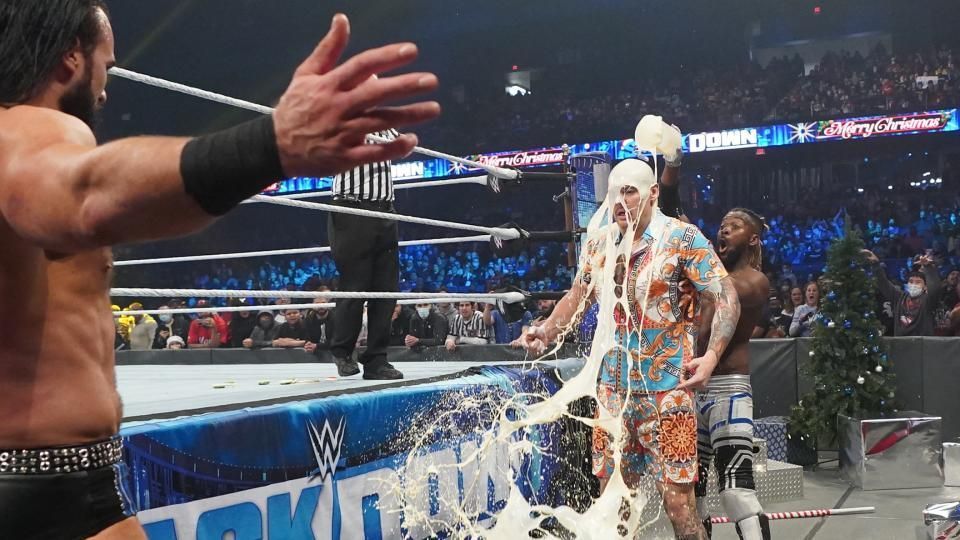 WWE SmackDown का क्रिसमस स्पेशल एपिसोड काफी ज्यादा जबरदस्त रहा