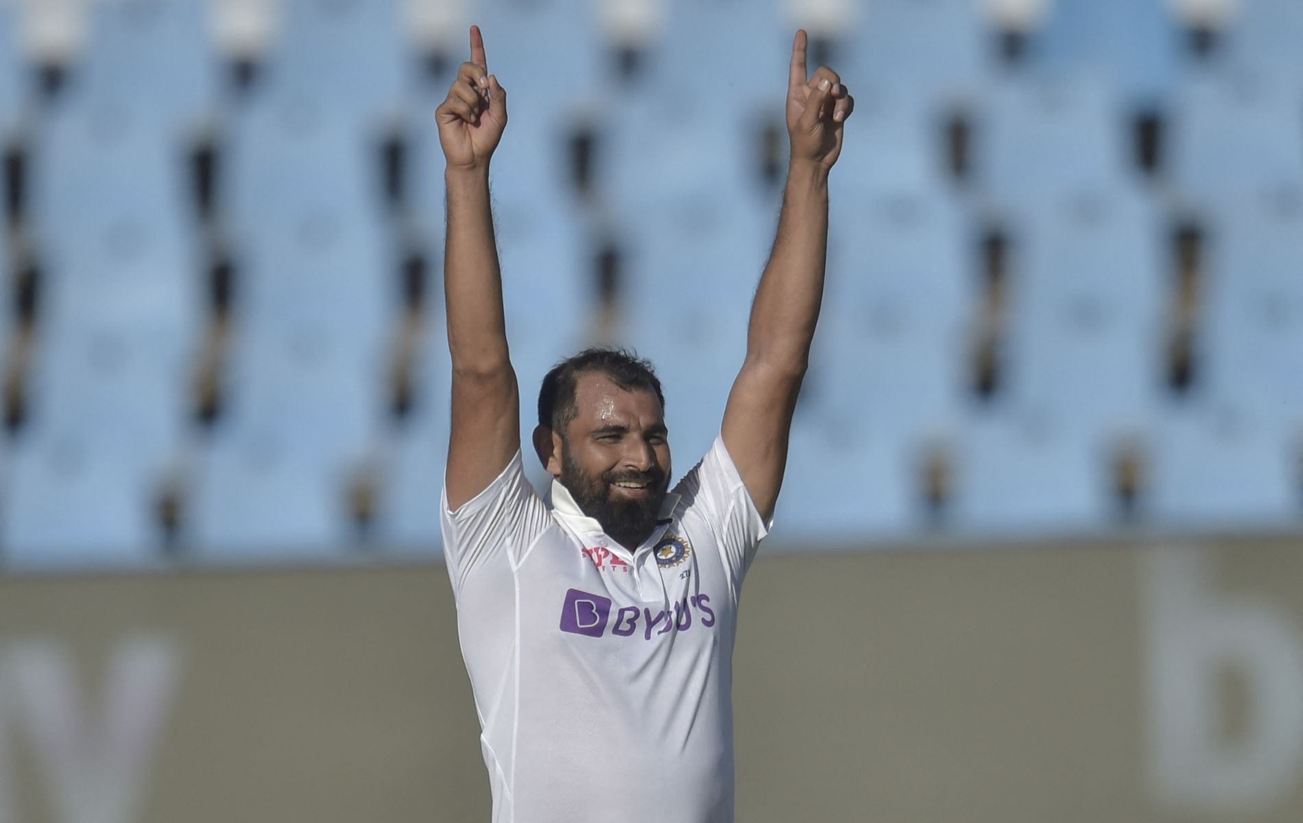 Mohammed Shami shone with a 5-wicket haul in South Africa's first innings.