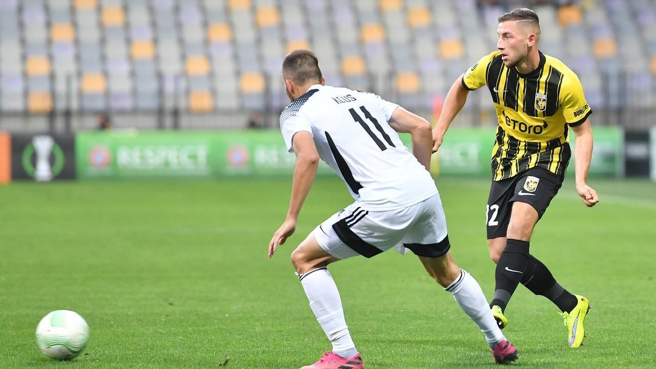 Vitesse face a must-win clash with Mura