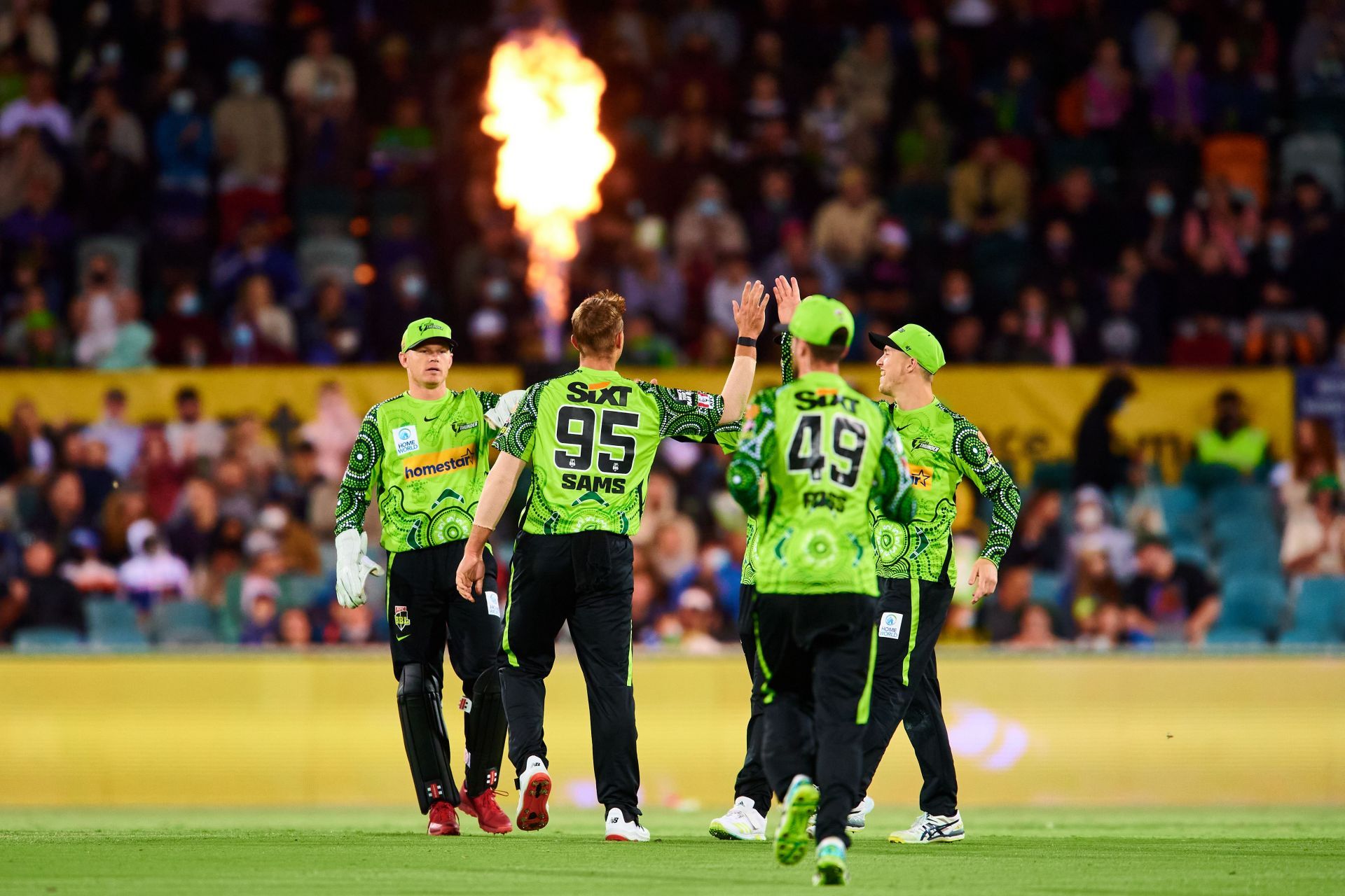 BBL - Sydney Thunder v Perth Scorchers