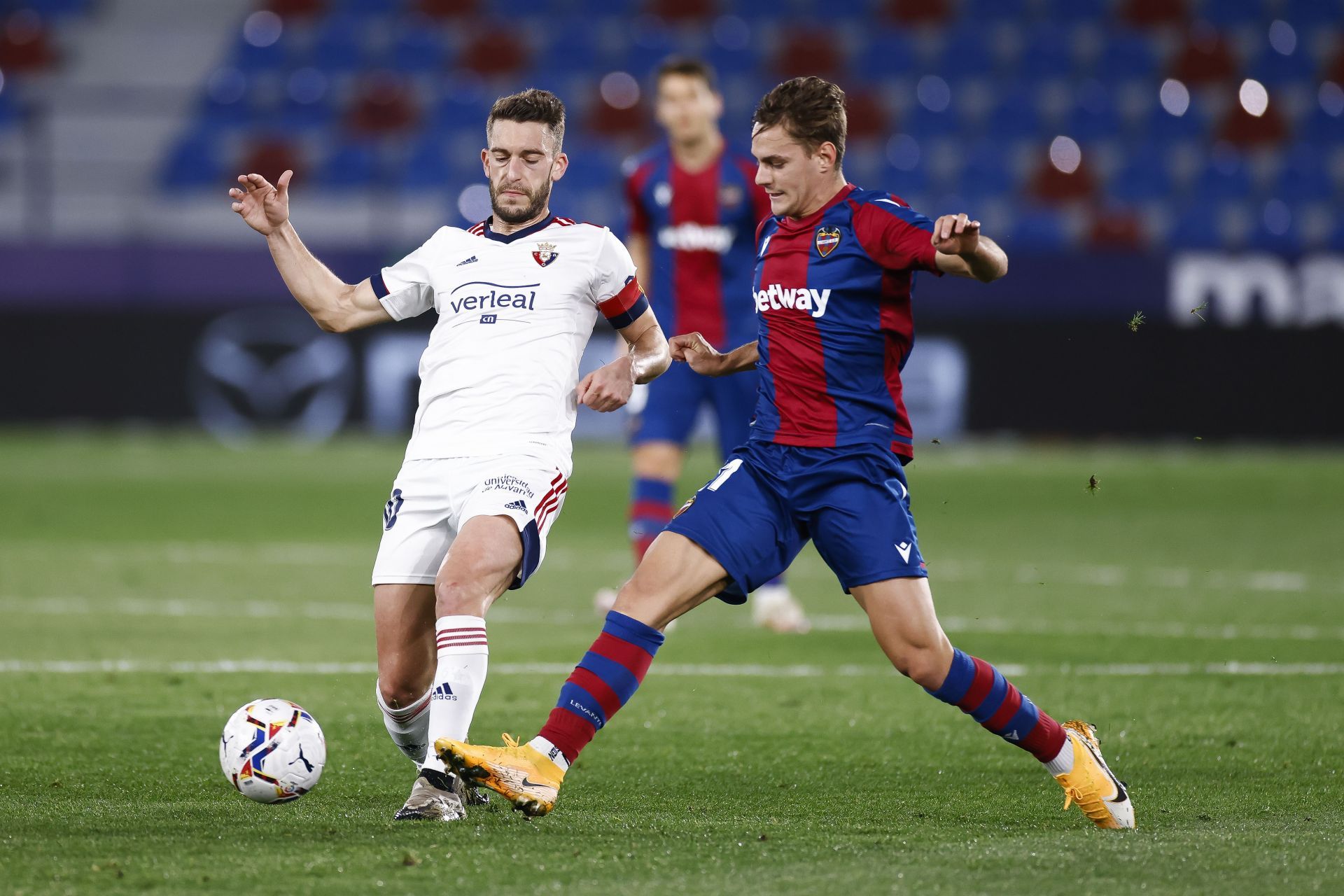 Levante take on Osasuna this weekend