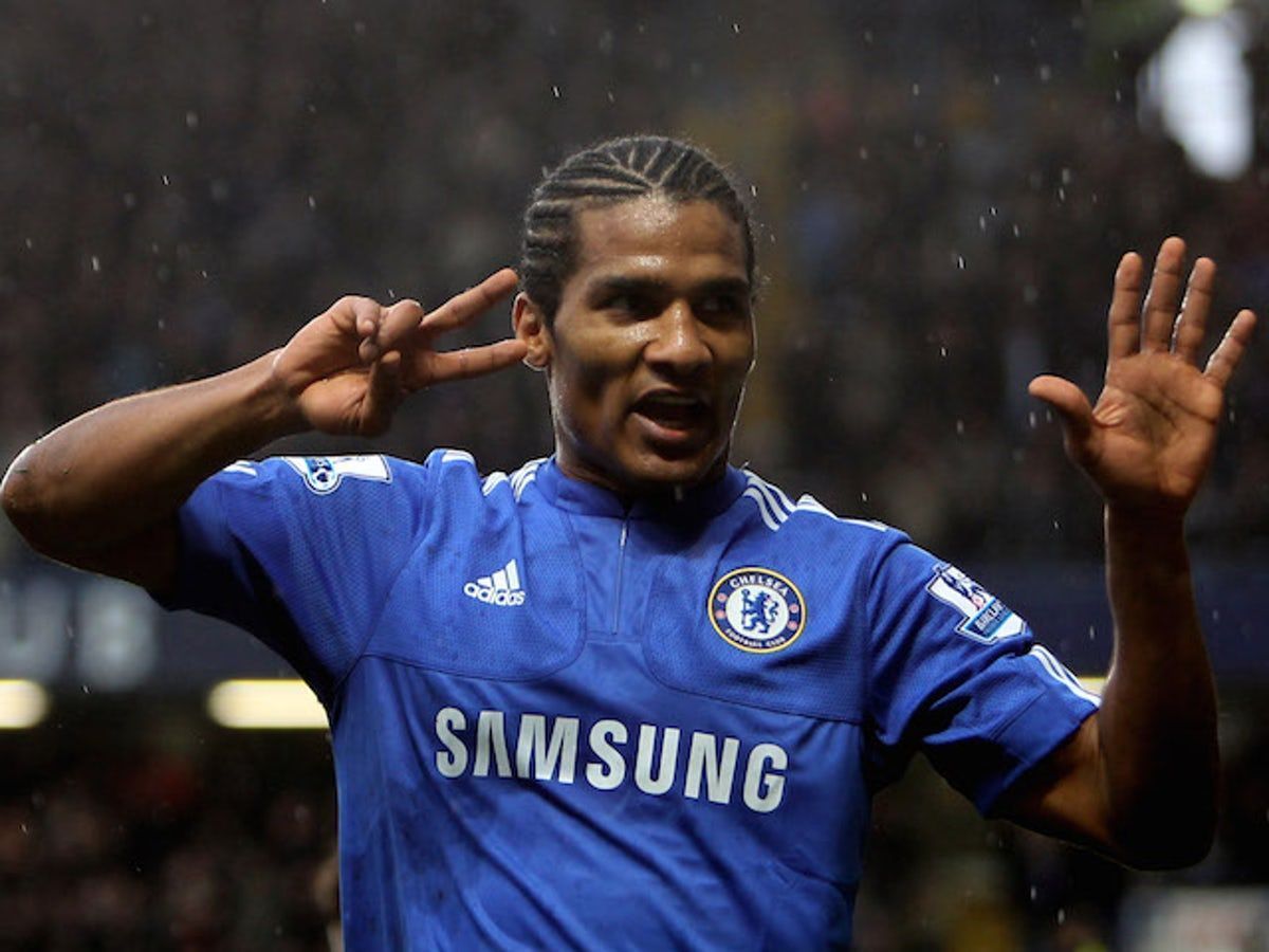 Florent Malouda celebrating scoring a goal for Chelsea in the Premier League