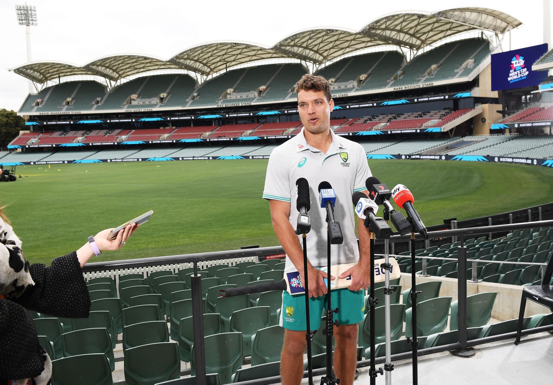 Alex Carey is set to make his Test debut in the upcoming Ashes.