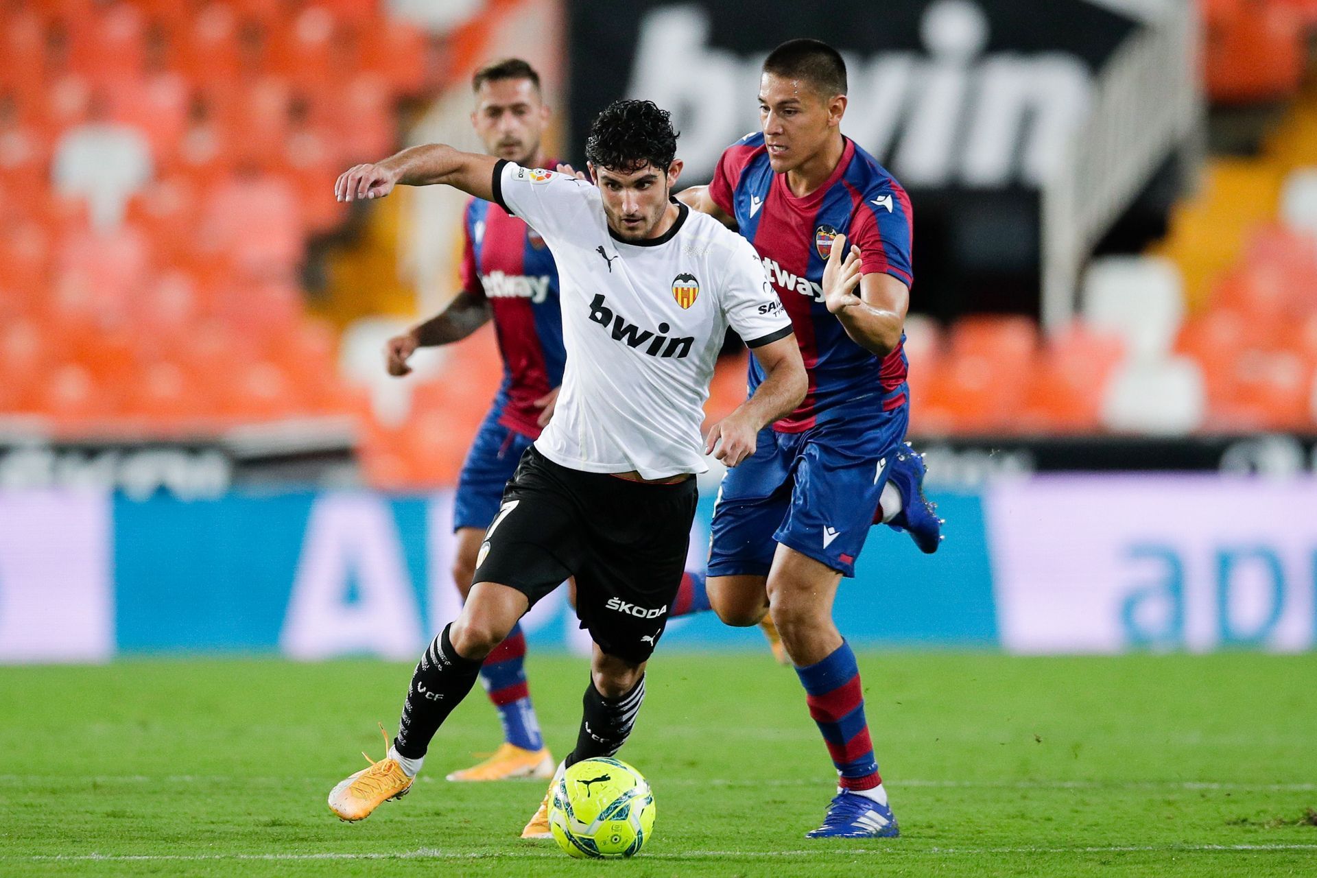 Valencia take on Levante this weekend