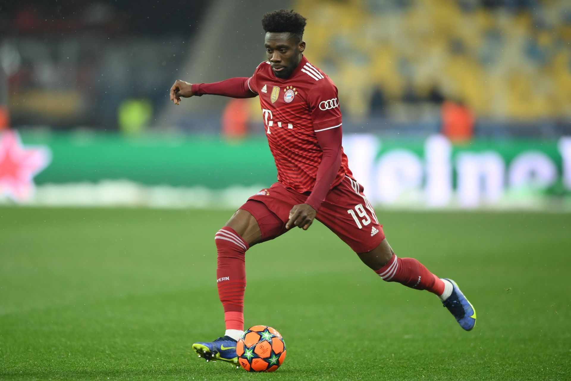 Bayern Munich left-back Alphonso Davies.