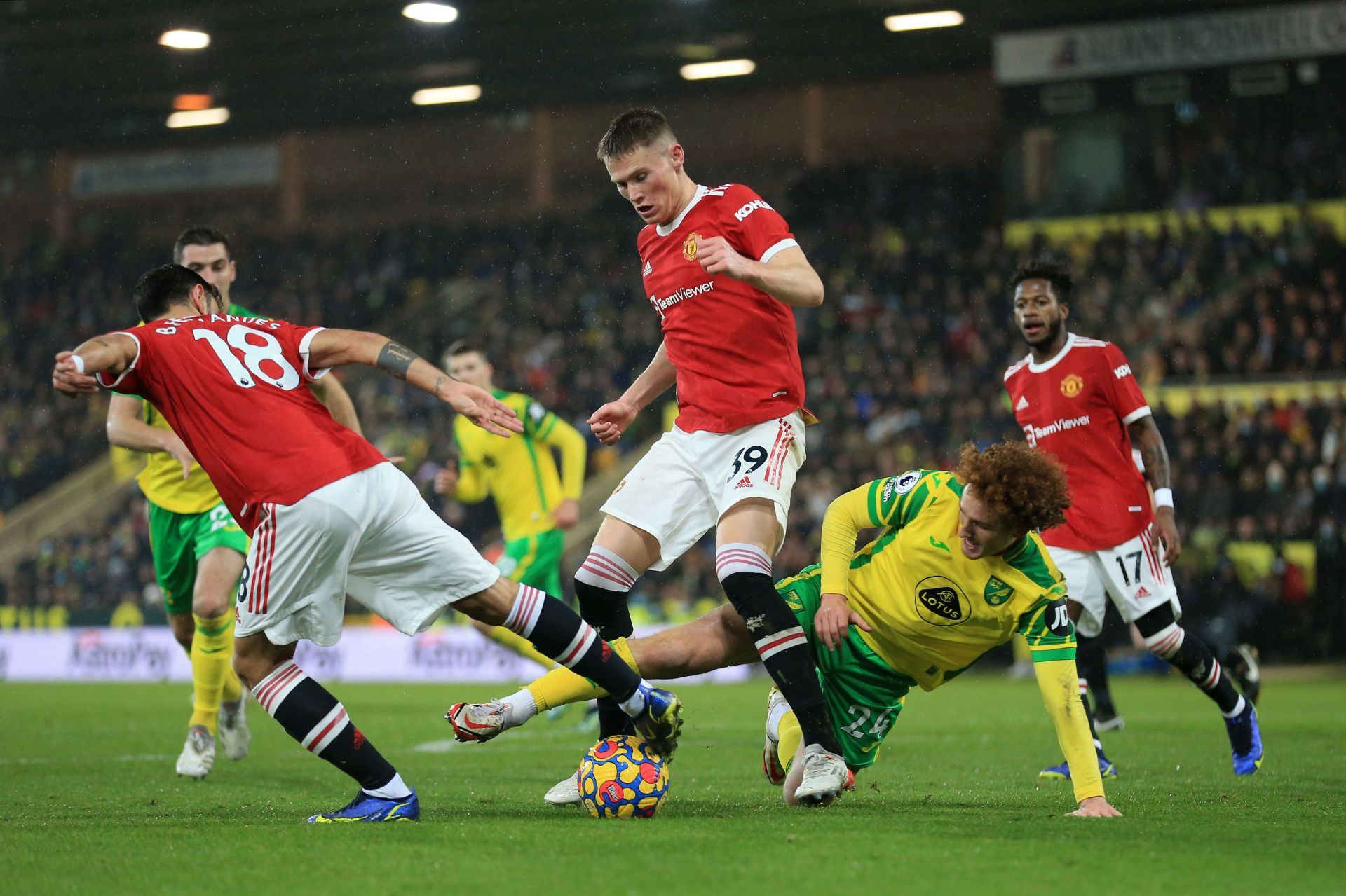 Norwich City v Manchester United - Premier League