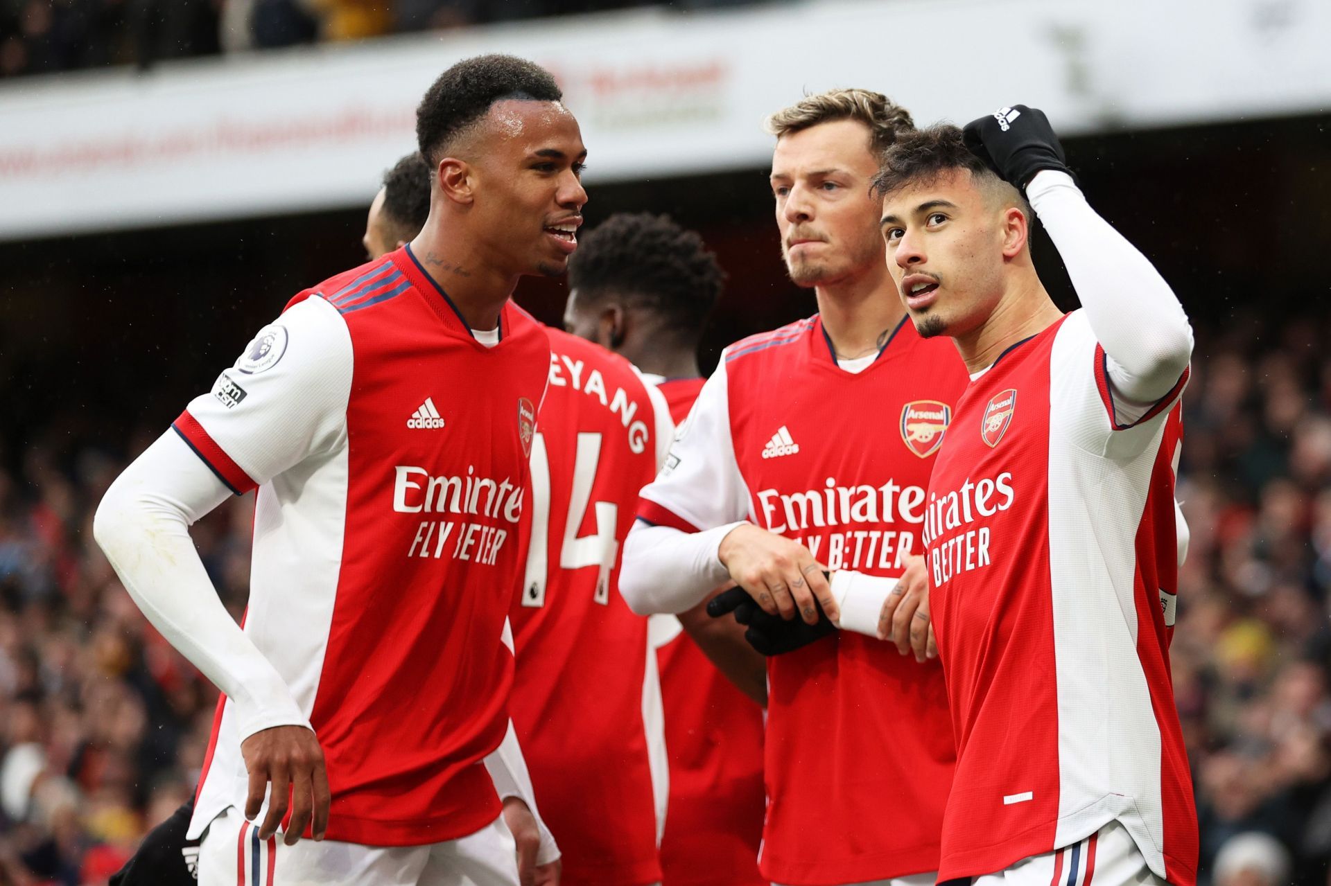 Gabriel Magalhaes, Martinelli and Ben White of Arsenal