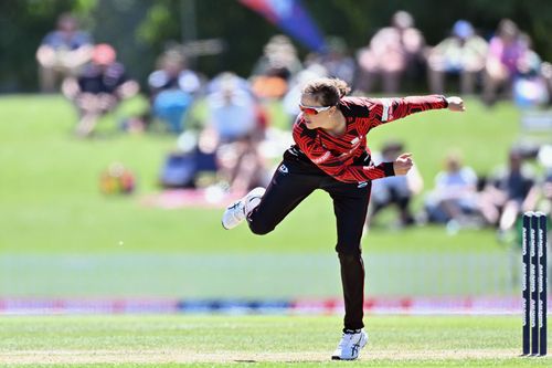 Super Smash - Canterbury Magicians v Otago Sparks