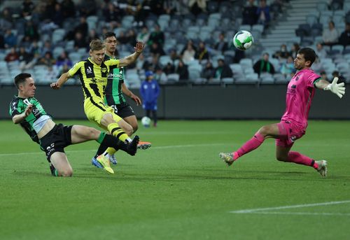 Western United take on Wellington Phoenix this week