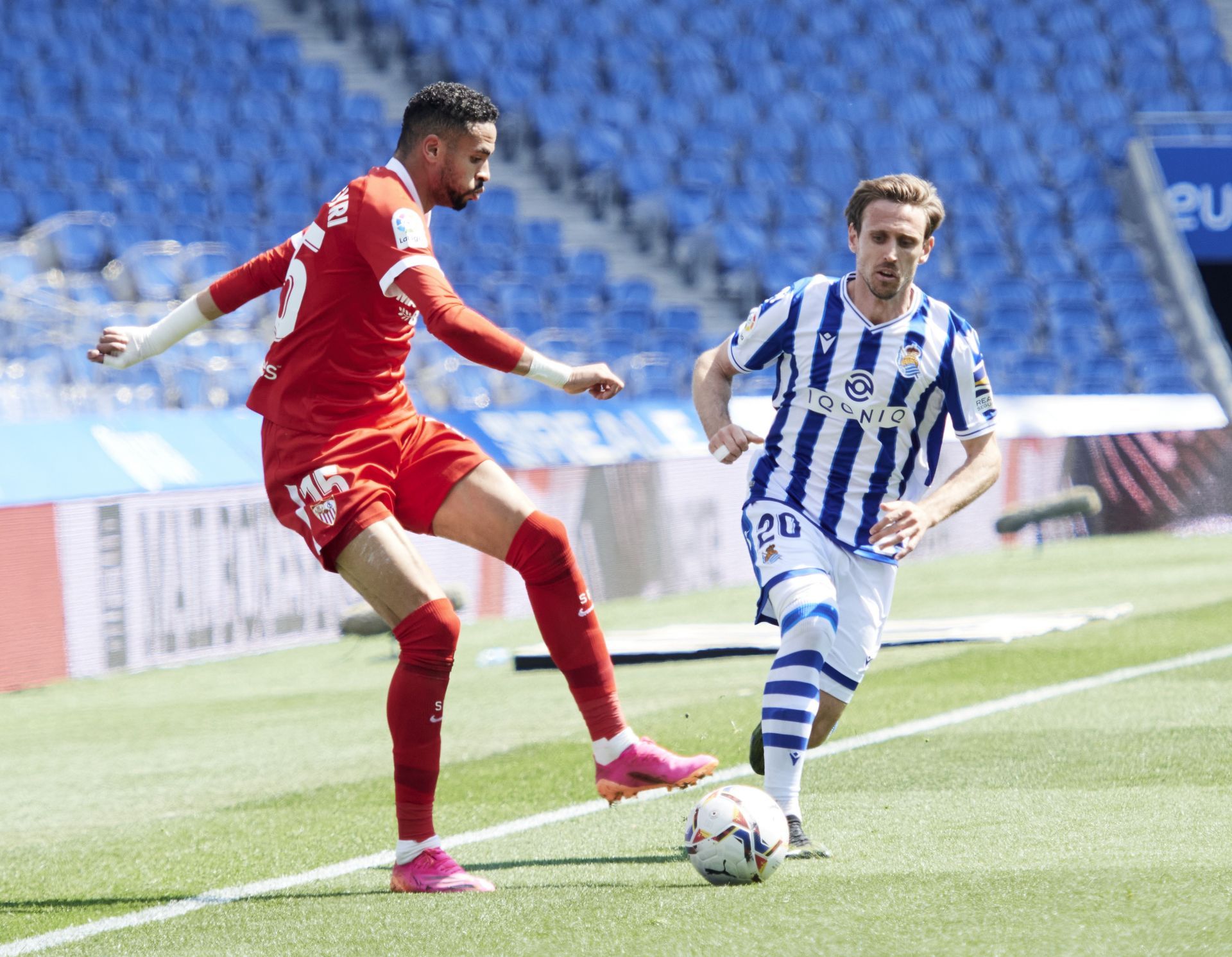 Youssef En-Nesyri in action for Sevilla