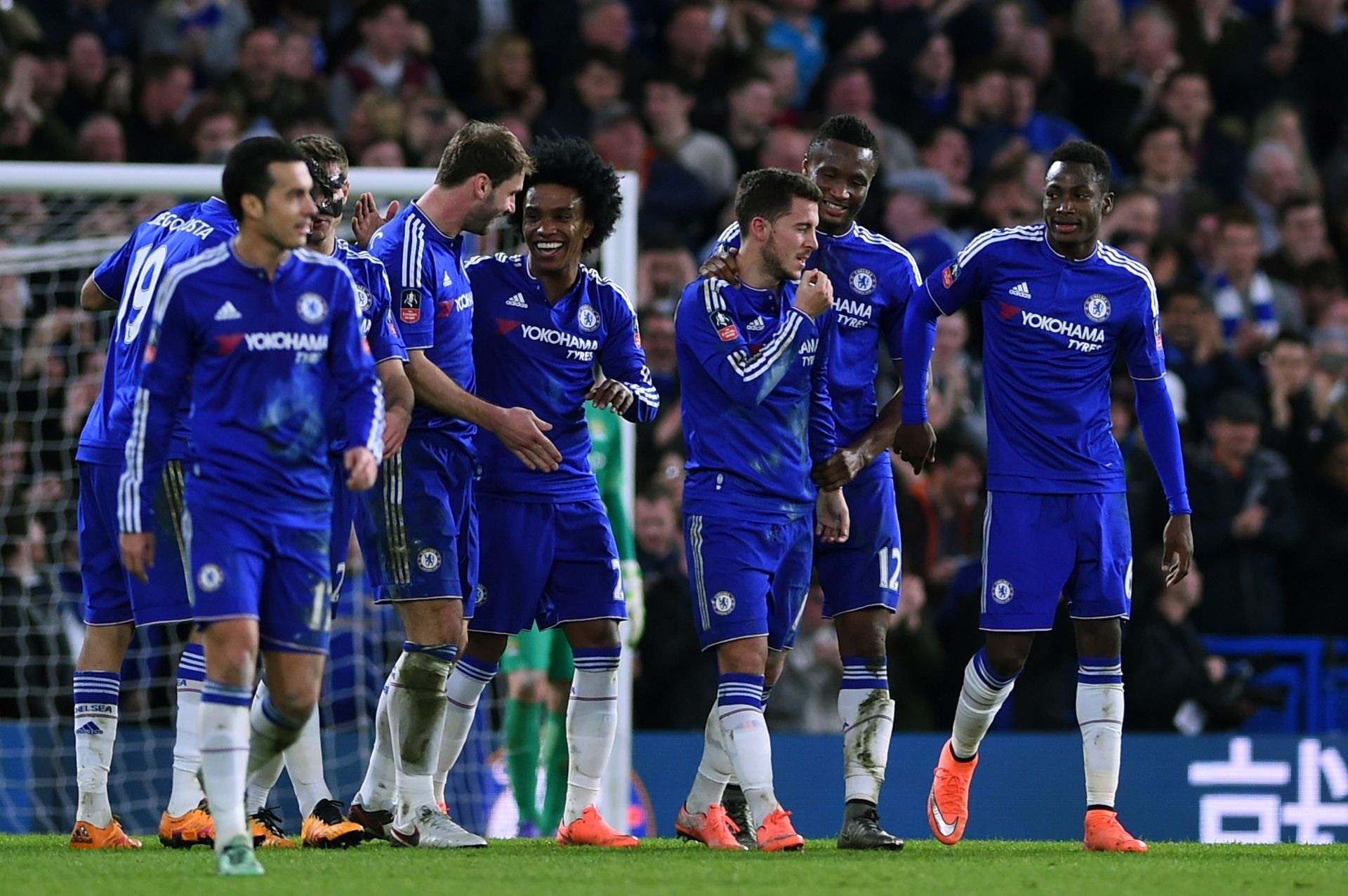 Chelsea v Manchester City - The Emirates FA Cup Fifth Round