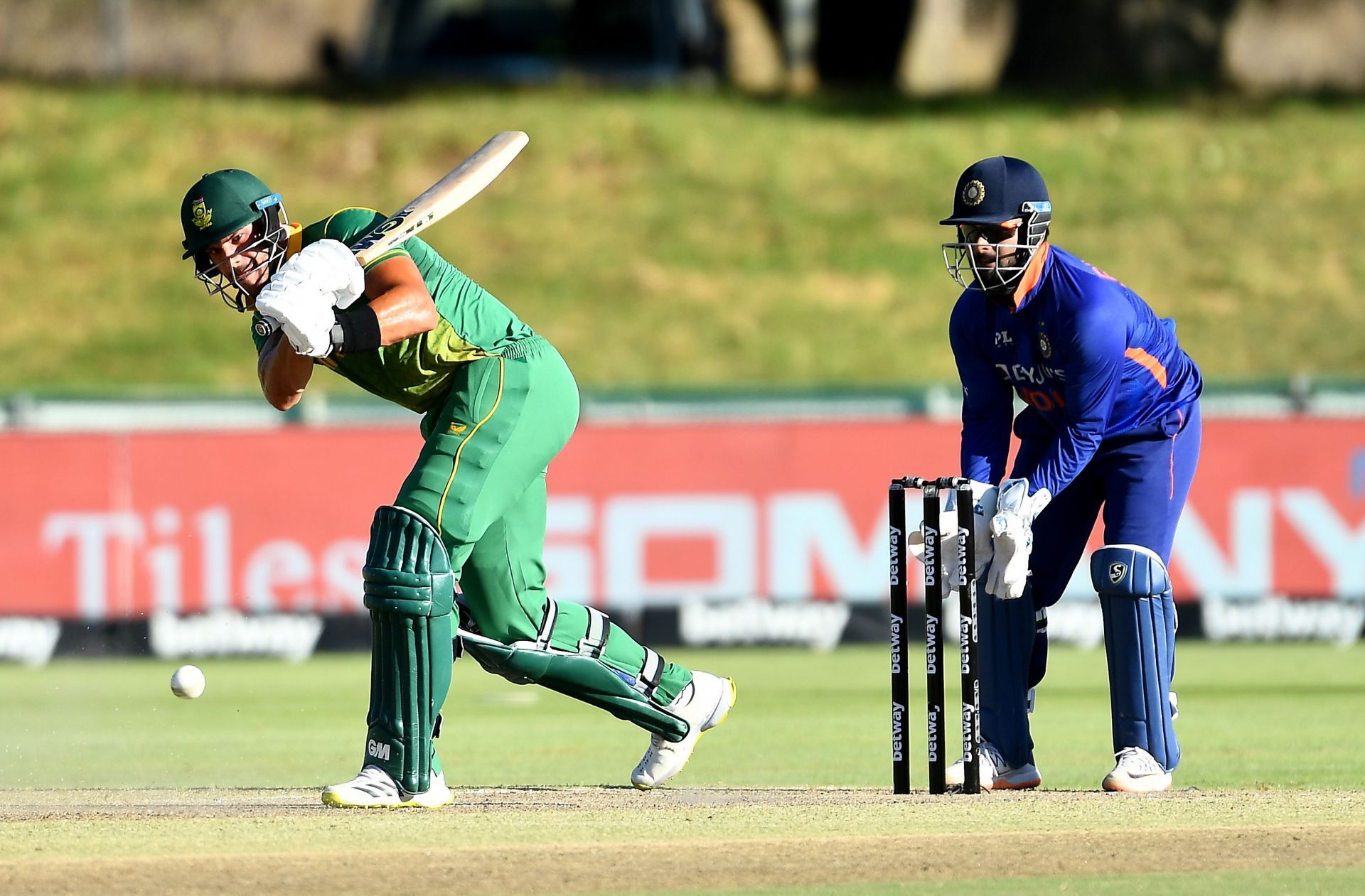 South Africa chased a 288-run target to win the match.