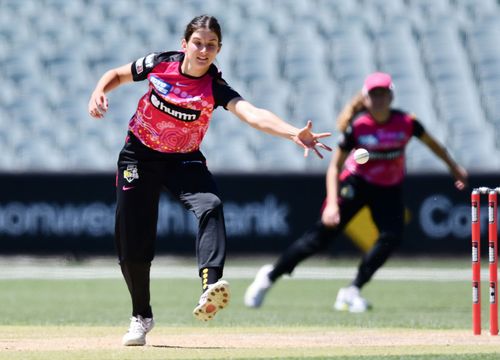 WBBL - Sydney Sixers v Perth Scorchers