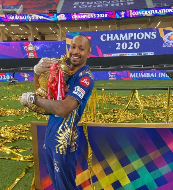 Hardik Pandya Income