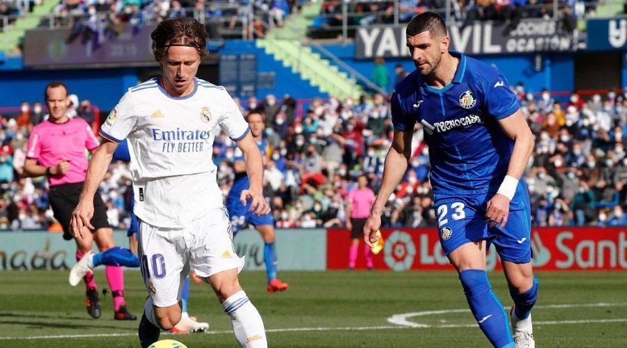 Luka Modric in action against Getafe.