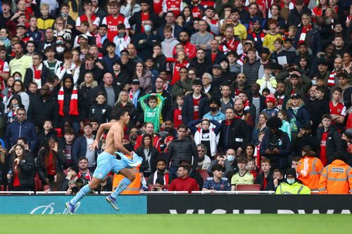 Rodri celebrates his late winner against Arsenal