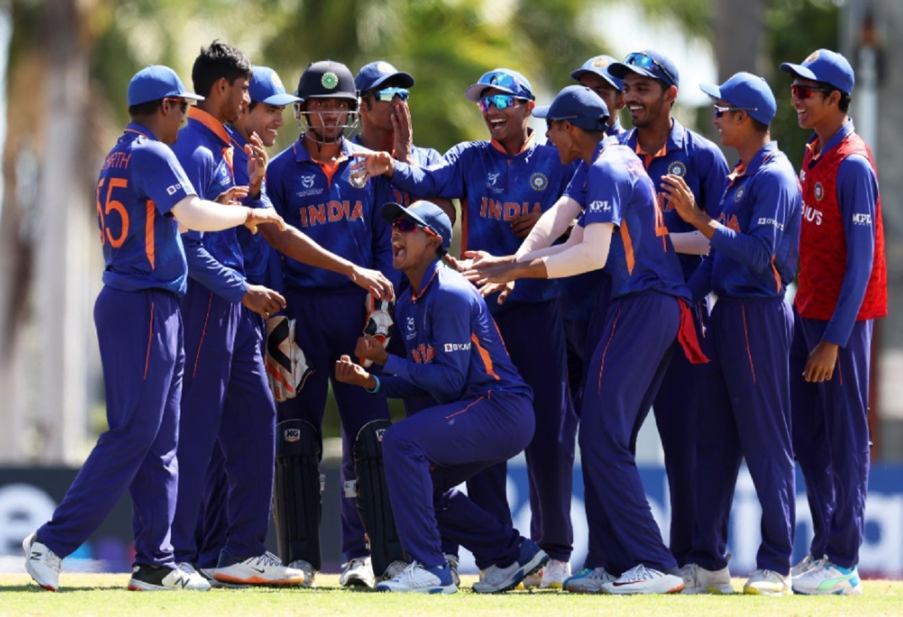 भारतीय अंडर-19 टीम ने विश्&zwj;व कप के सेमीफाइनल में प्रवेश कर लिया है