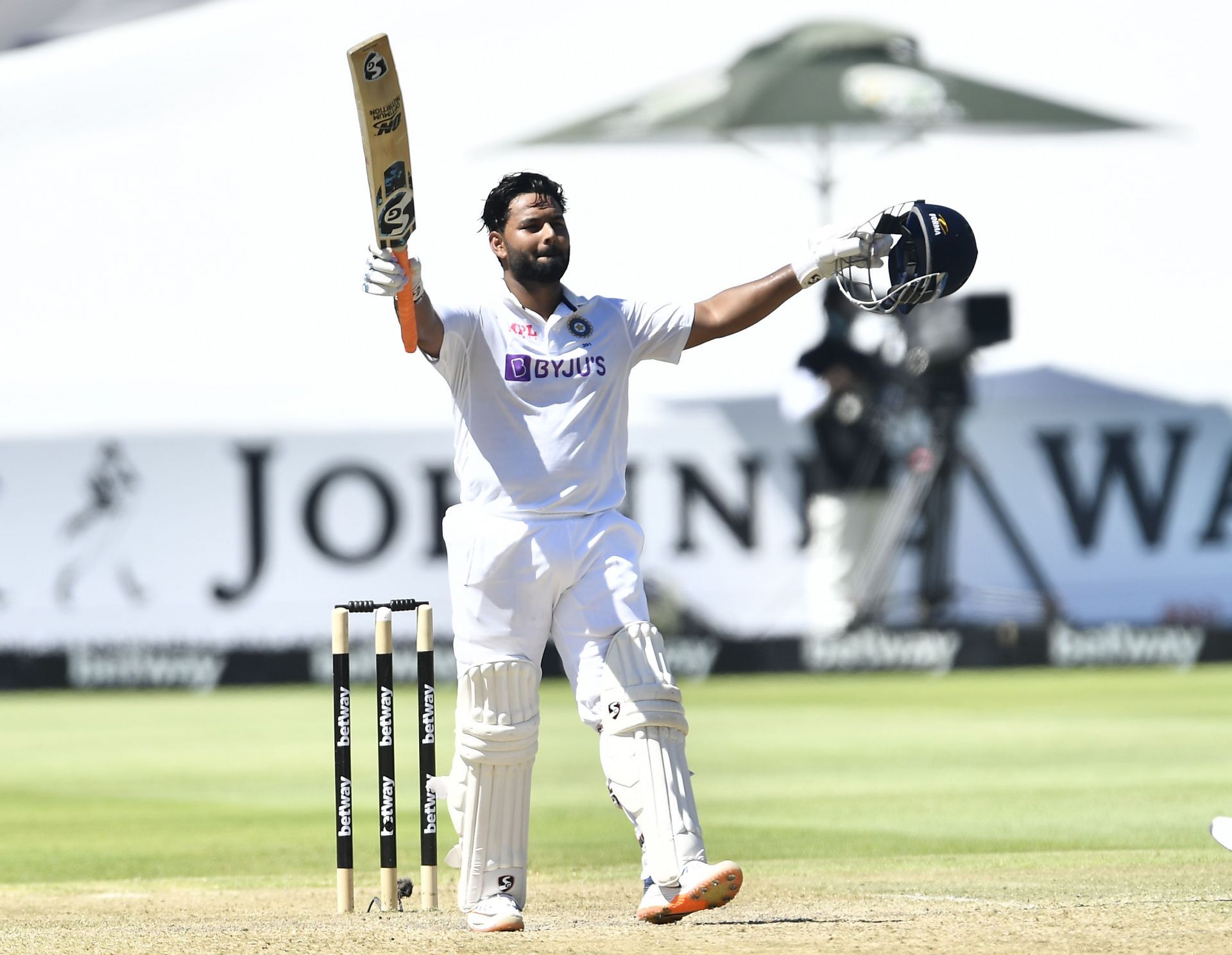 Rishabh Pant scored a belligerent century in India&#039;s second innings of the Cape Town Test