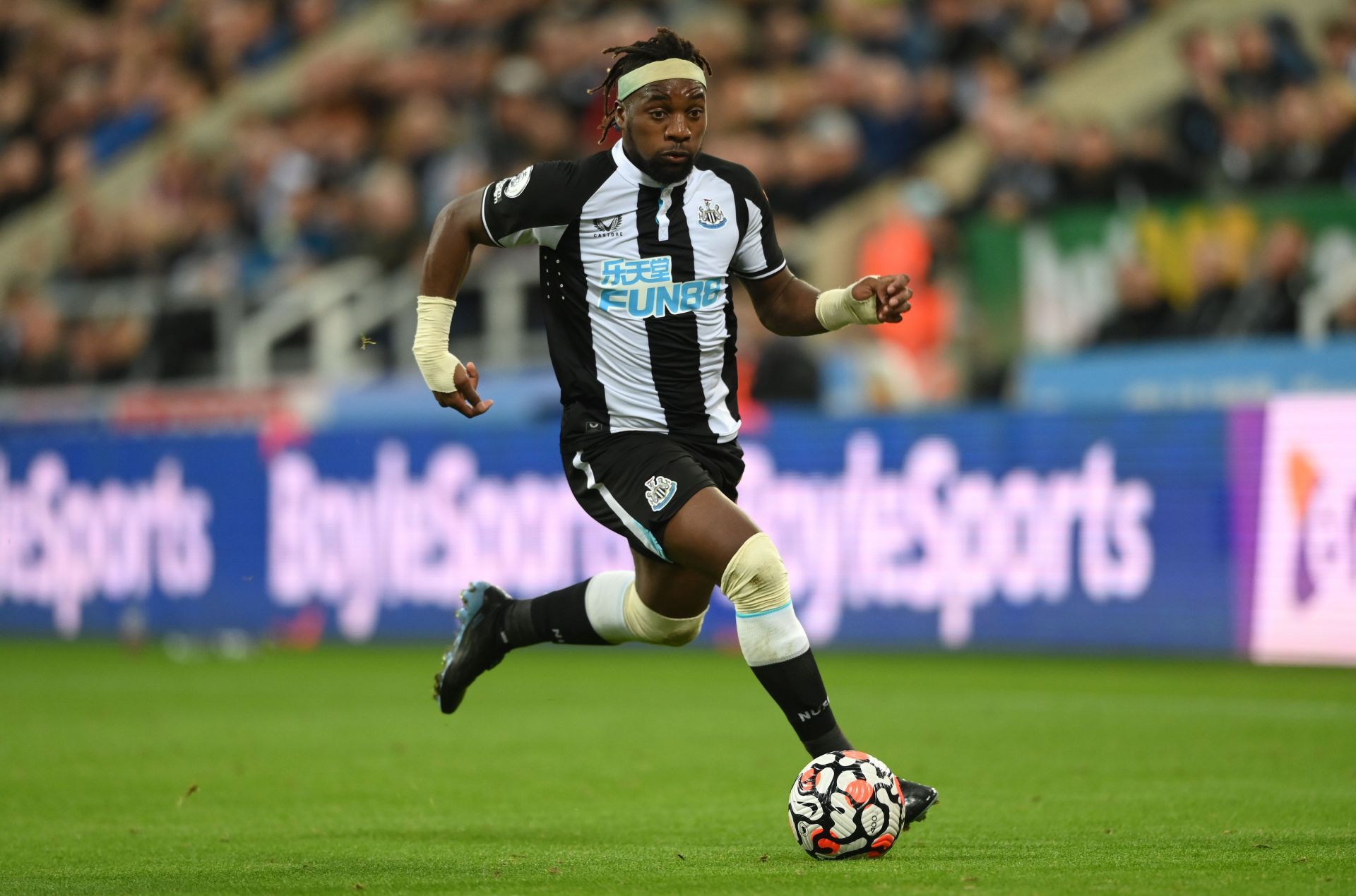 Newcastle United v Tottenham Hotspur - Premier League