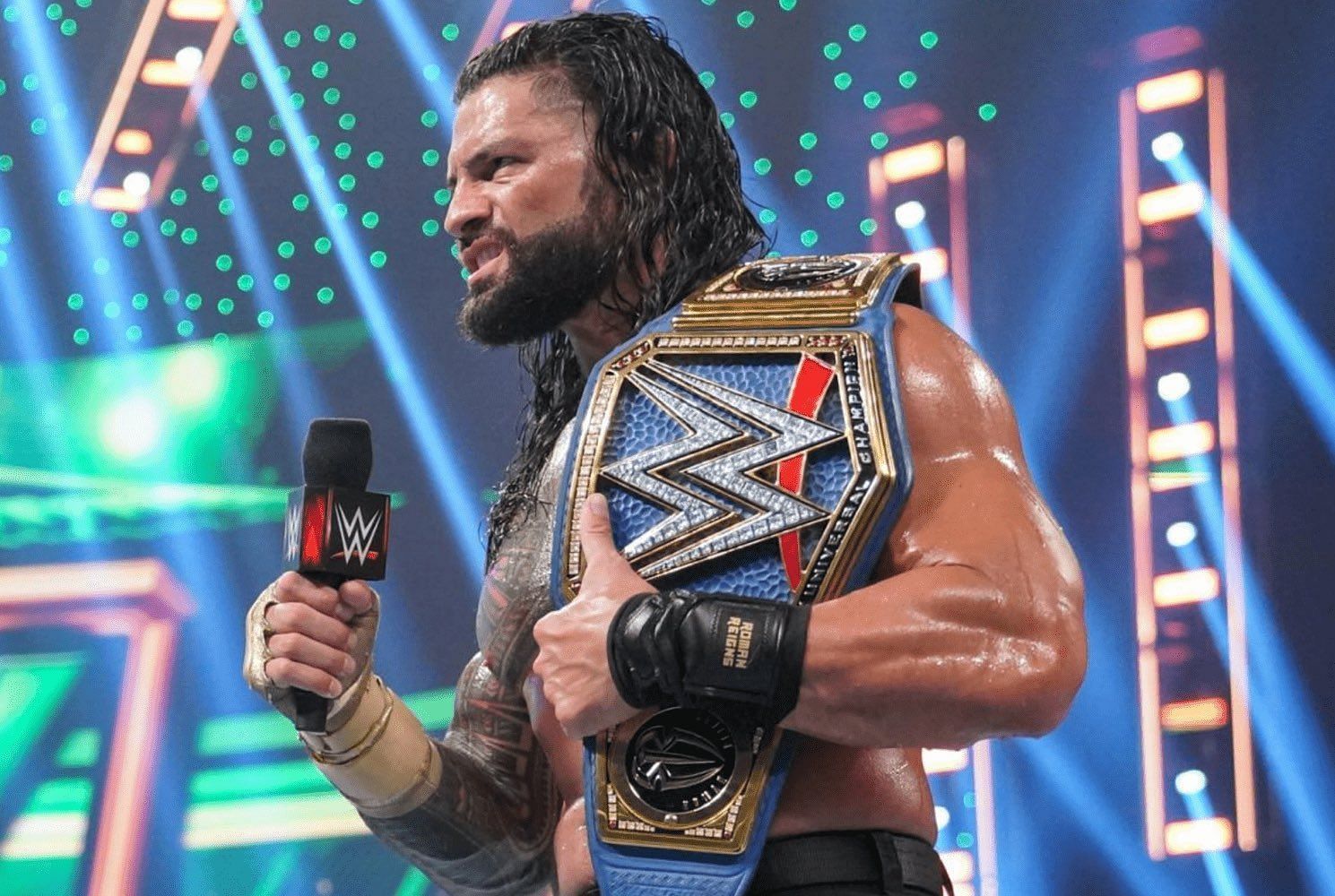 WWE को किसी दूसरे सुपरस्टार को यूनिवर्सल चैंपियन बनने का मौका देना चाहिए?