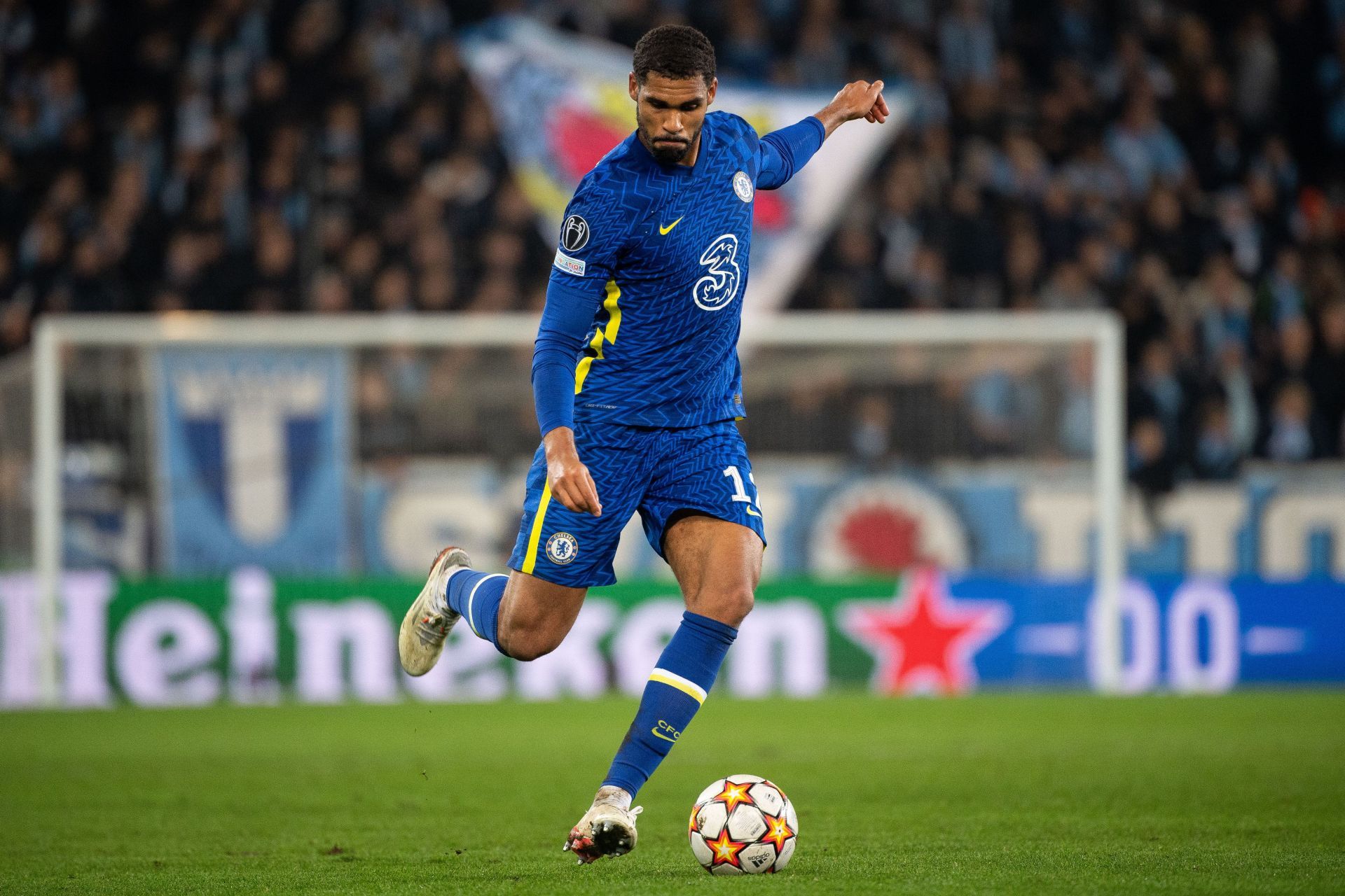 Juventus are interested in Ruben Loftus-Cheek.