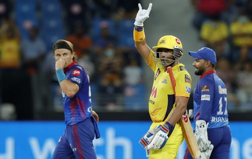 Robin Uthappa celebrates his century in the IPL 2021 Qualifier against Delhi Capitals.