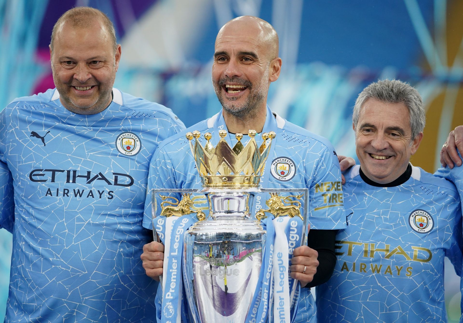 Rodolfo Borrell, Pep Guardiola and Juanma Lillo of Manchester City