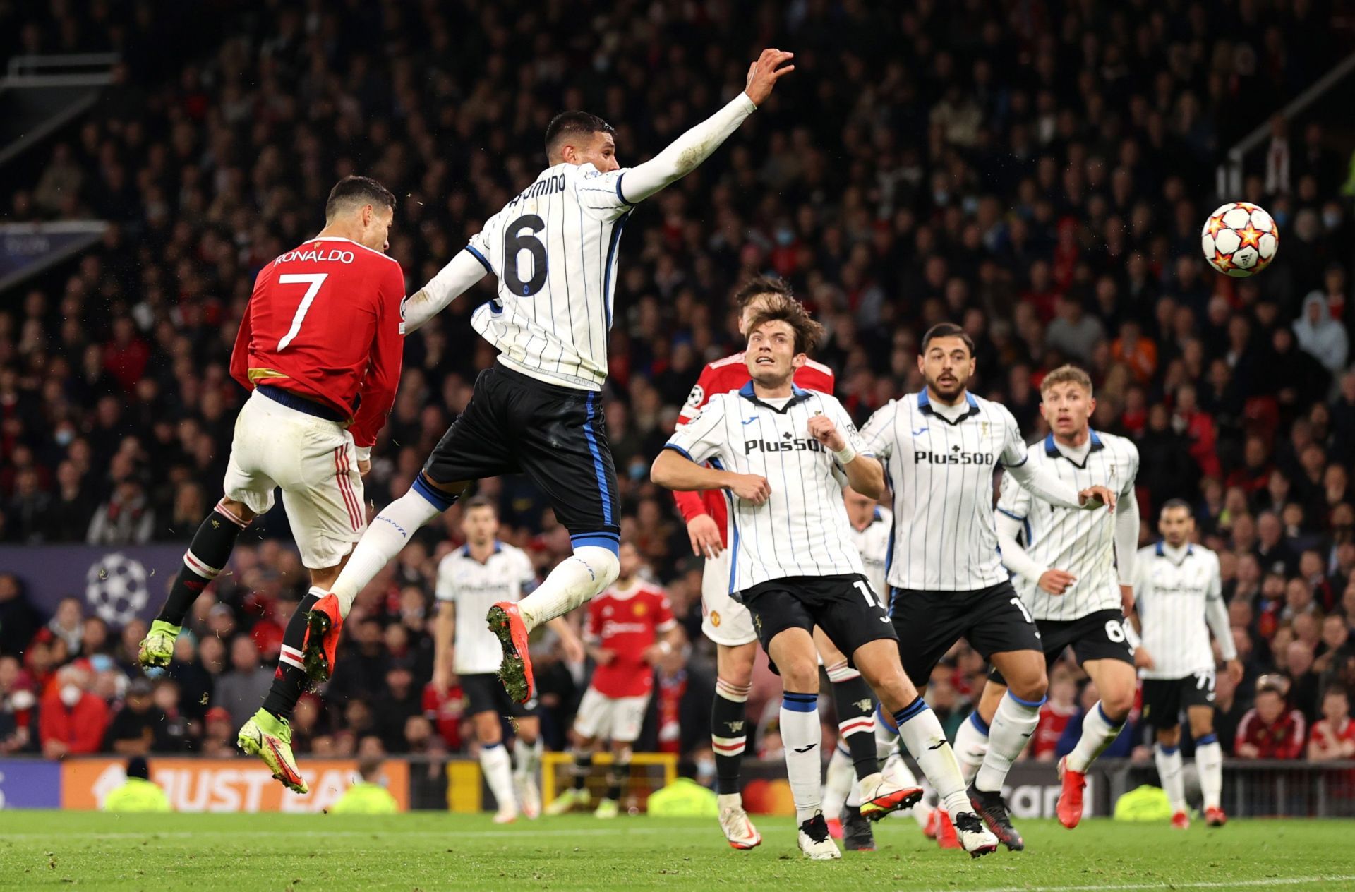 Manchester United v Atalanta: Group F - UEFA Champions League