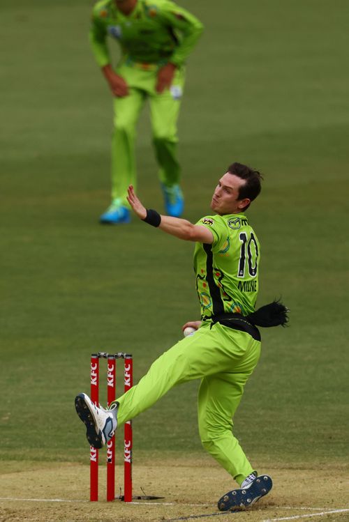 Adam Milne in BBL - Scorchers v Thunder