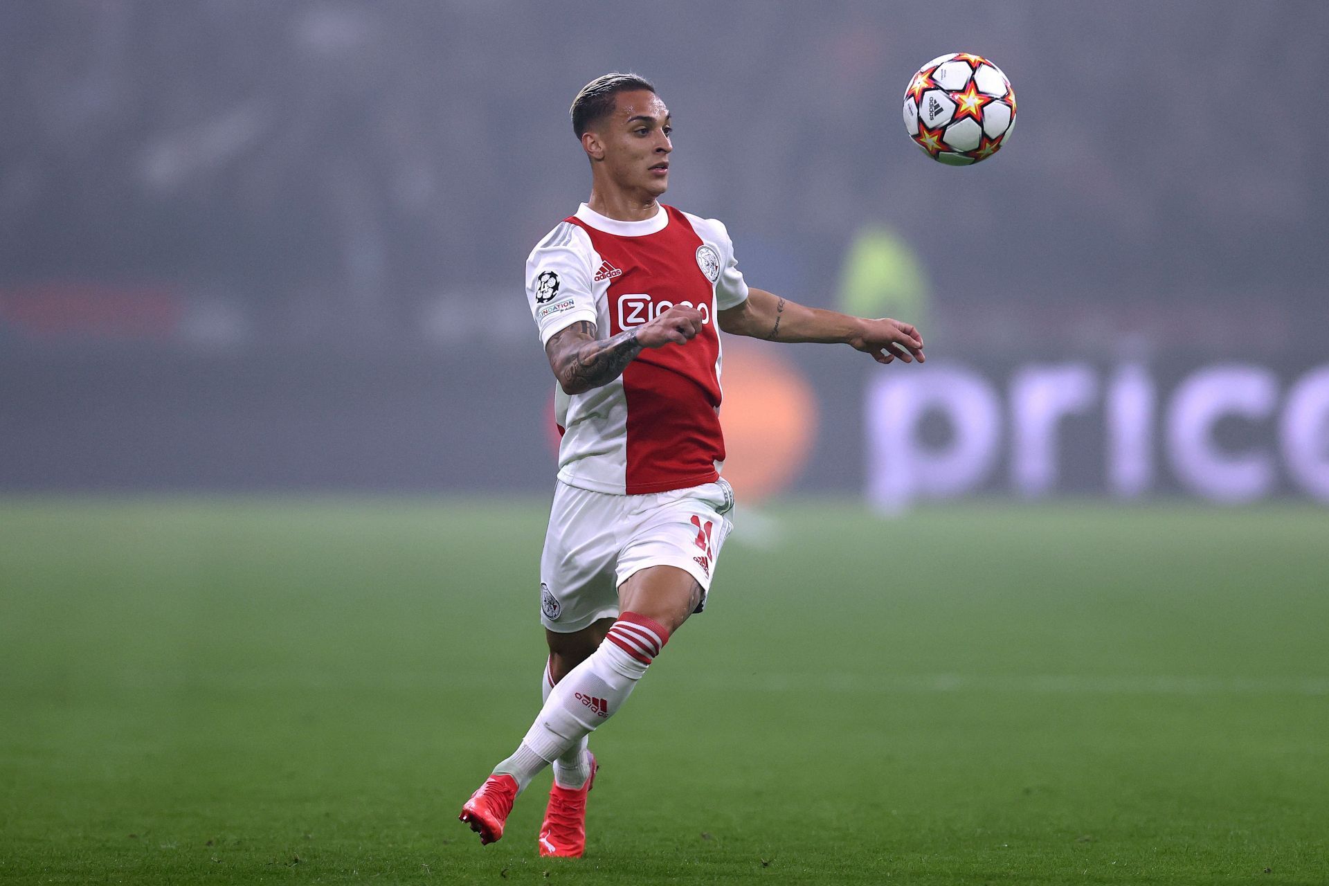 AFC Ajax v Borussia Dortmund: Group C - UEFA Champions League