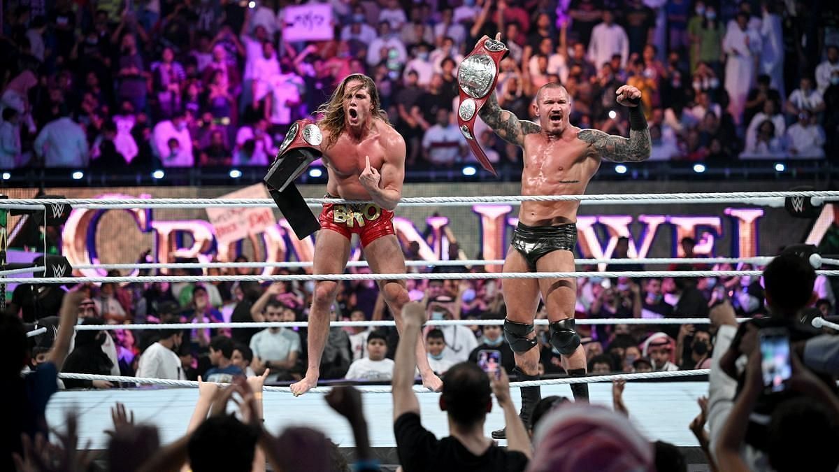 WWE में टीम के तौर पर रैंडी ऑर्टन और रिडल ने शानदार काम किया है
