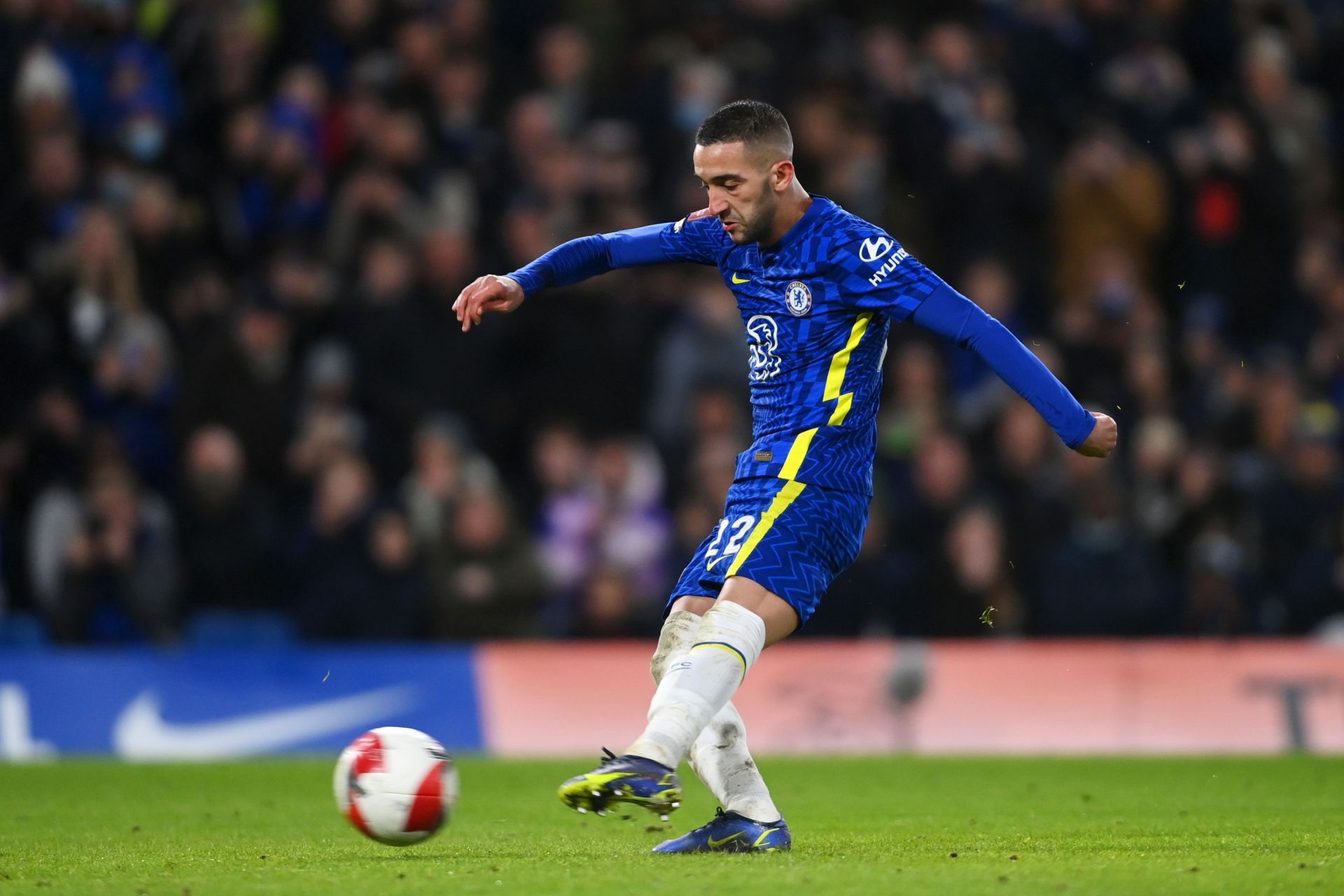 Chelsea's Hakim Ziyech scores a penalty won by Christian Pulisic in the second half.