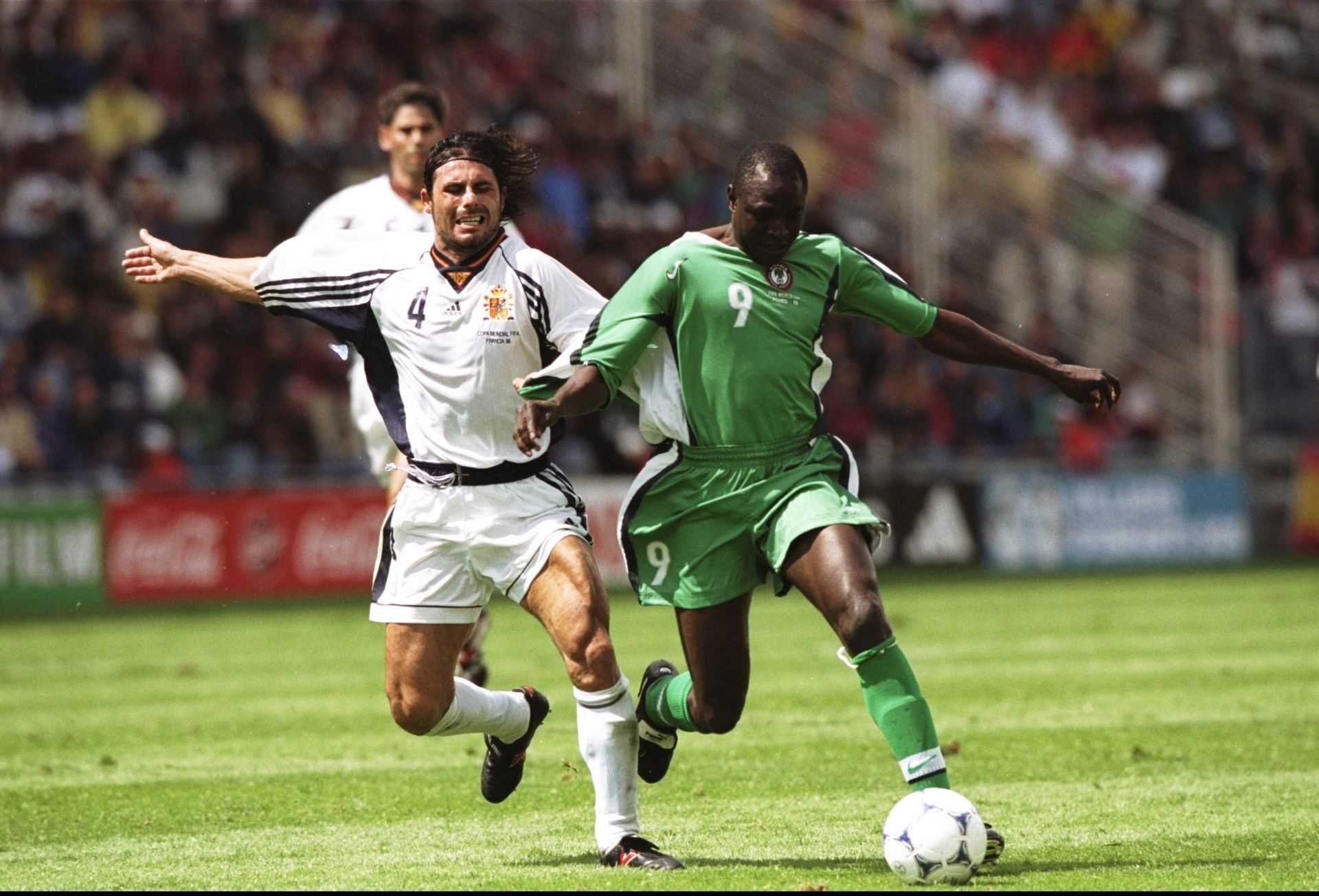 Rasheed Yekini and Rafael Alkorta