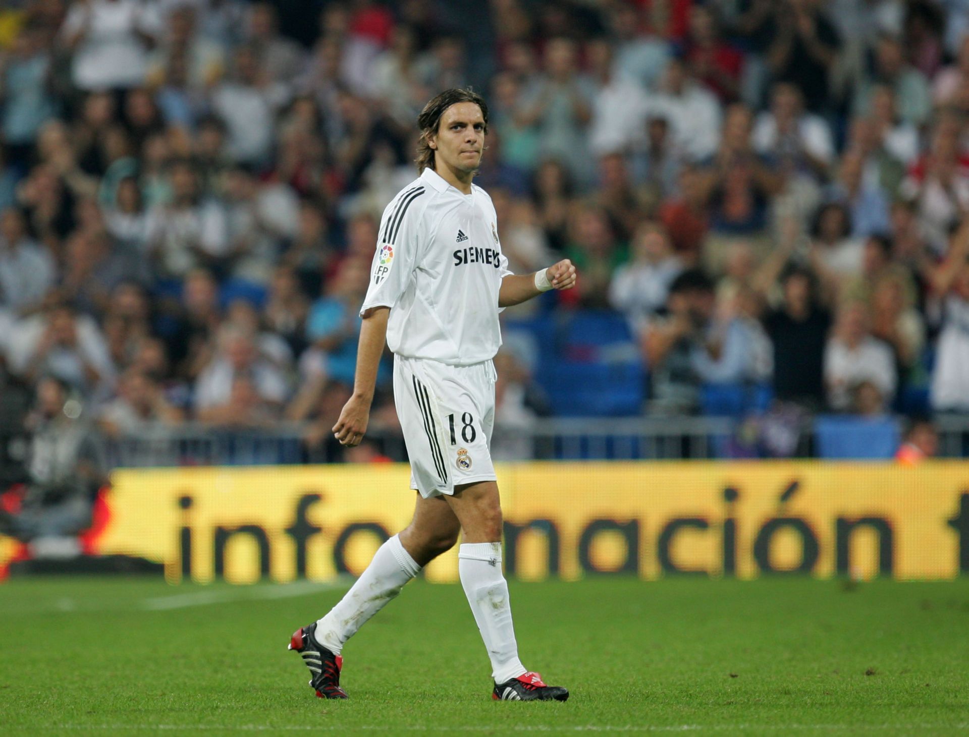Jonathan Woodgate being sent off - Real Madrid v Athletic Bilbao