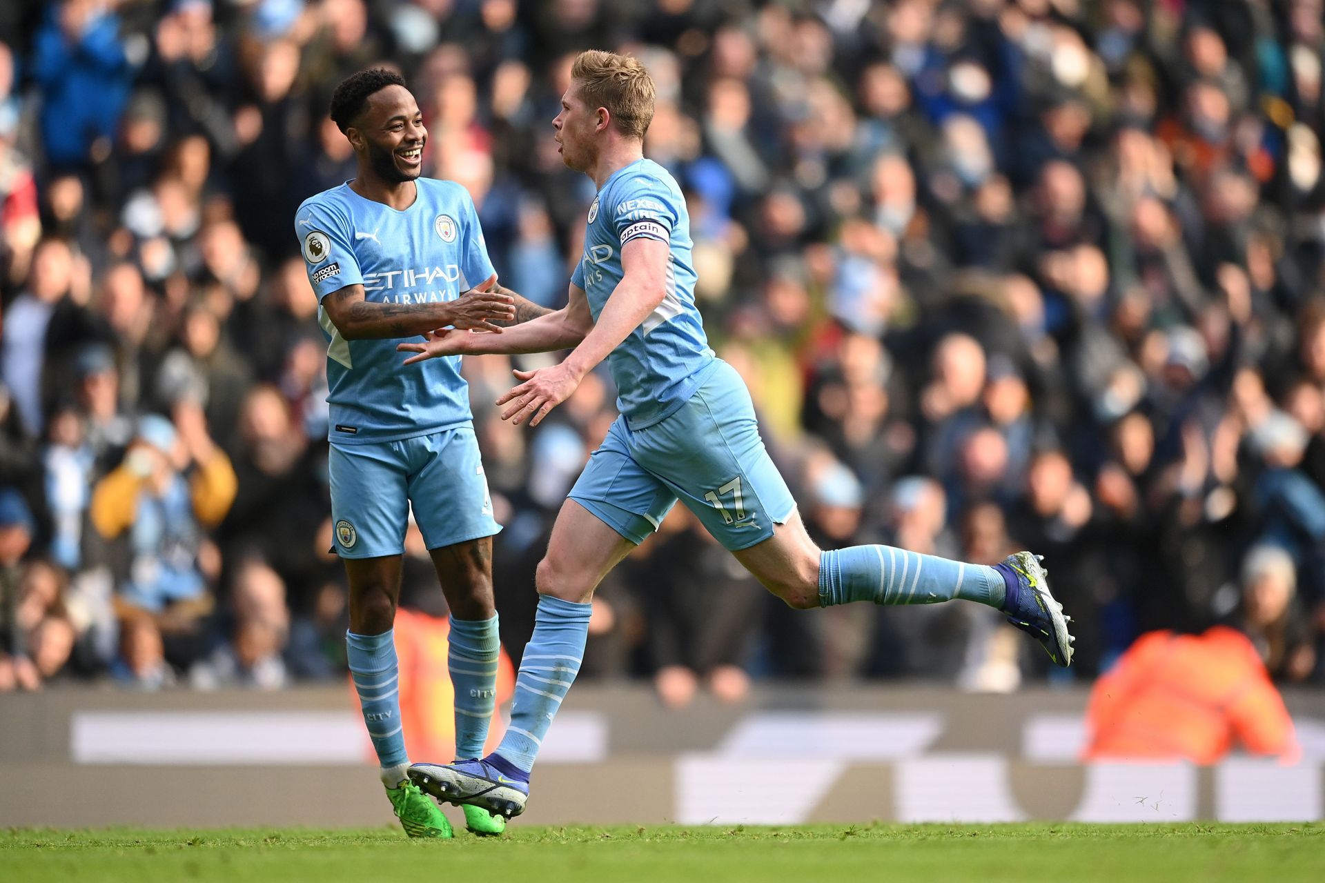 Kevin de Bruyne celebrates after scoring against Chelsea.