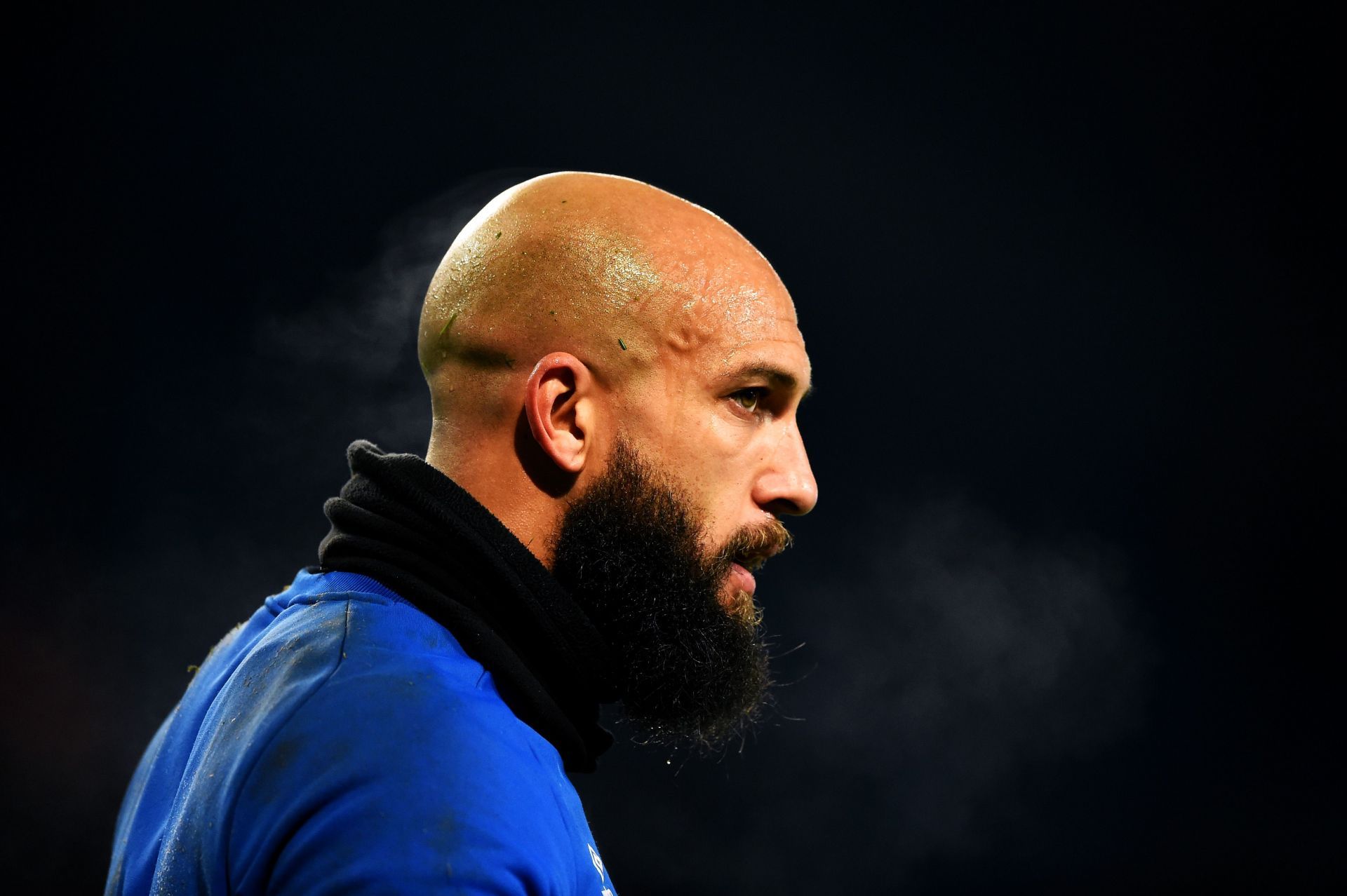 Tim Howard had a better spell at Everton than Manchester United Fabien Barthez of Manchester United