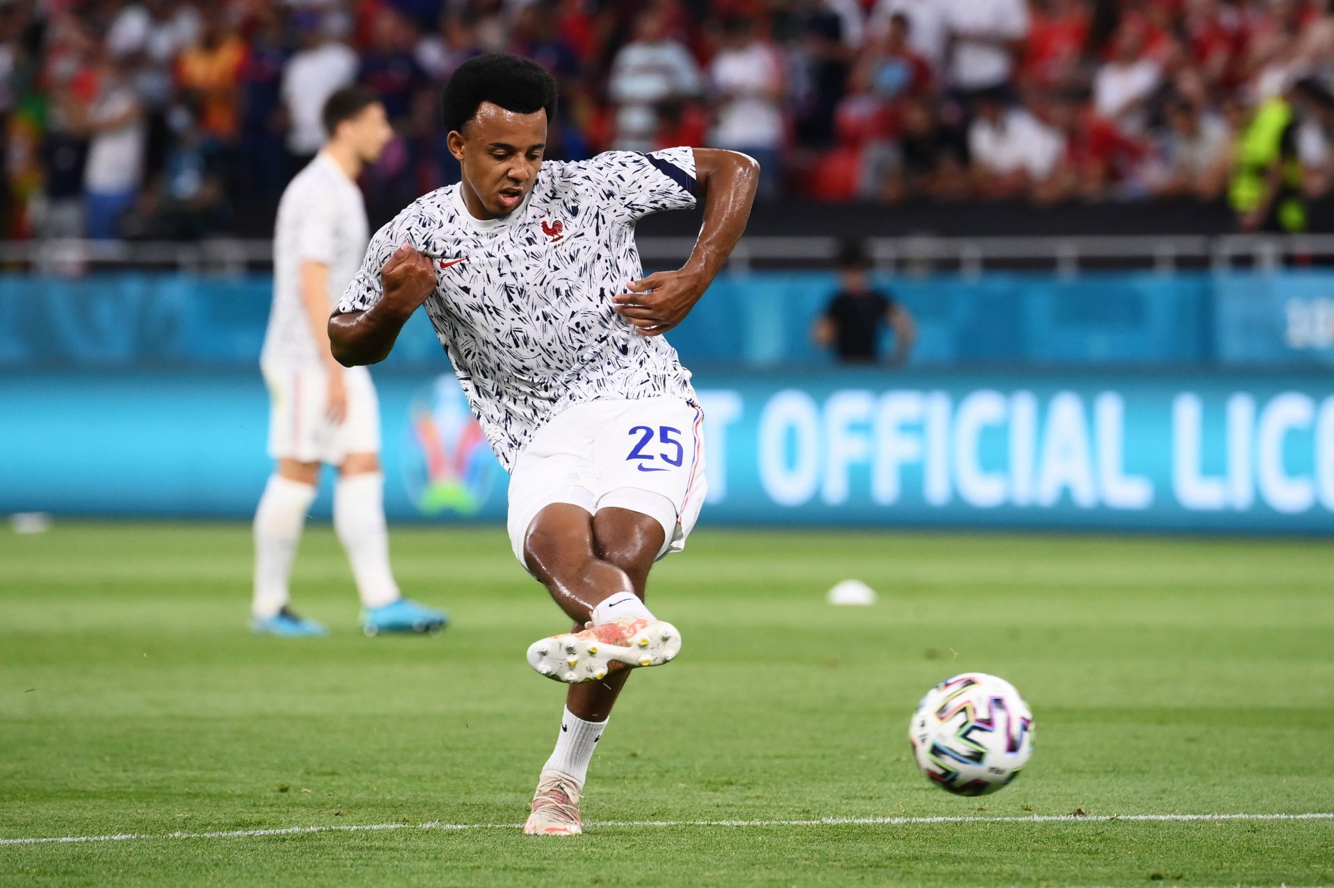 Jules Kounde training with the France National team